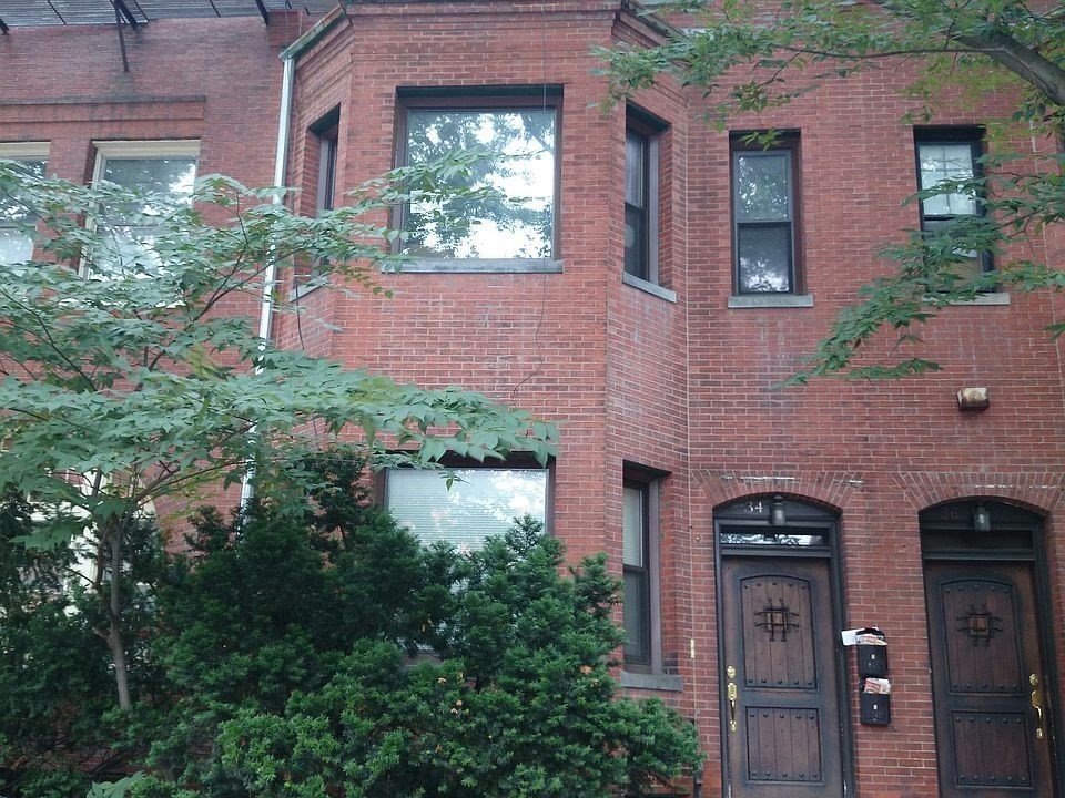 34 Saint Stephen St # 1