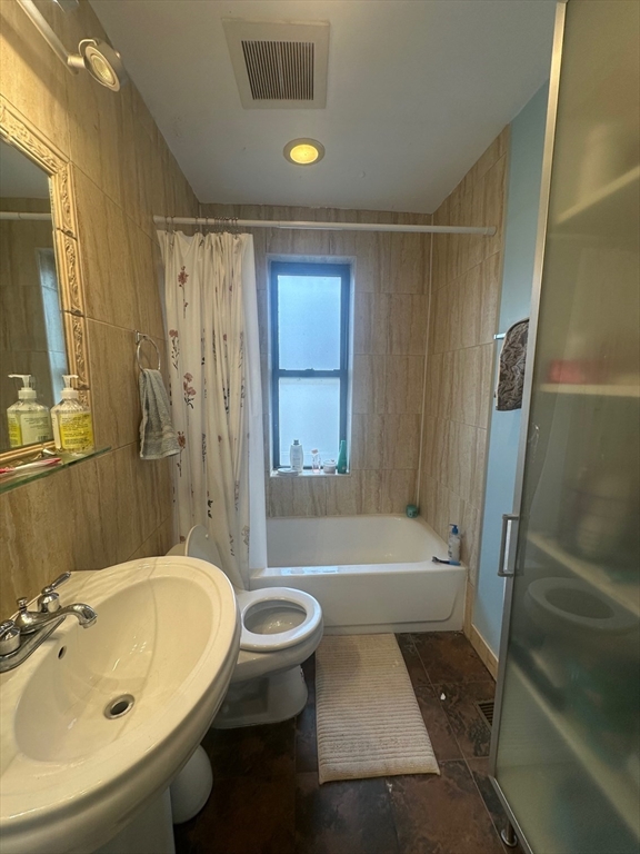 34 Saint Stephen St # 1