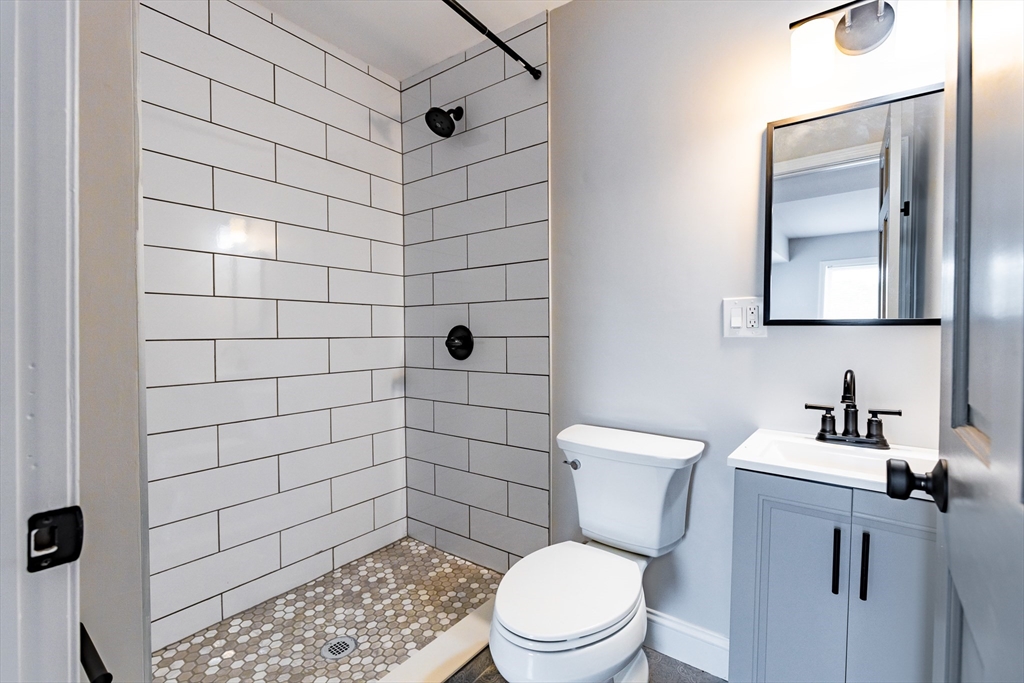 173 Emerson Street # 2