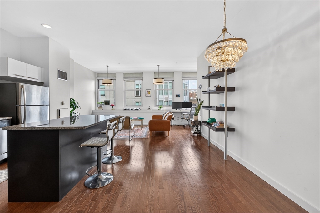 88 Kingston Street # 6C
