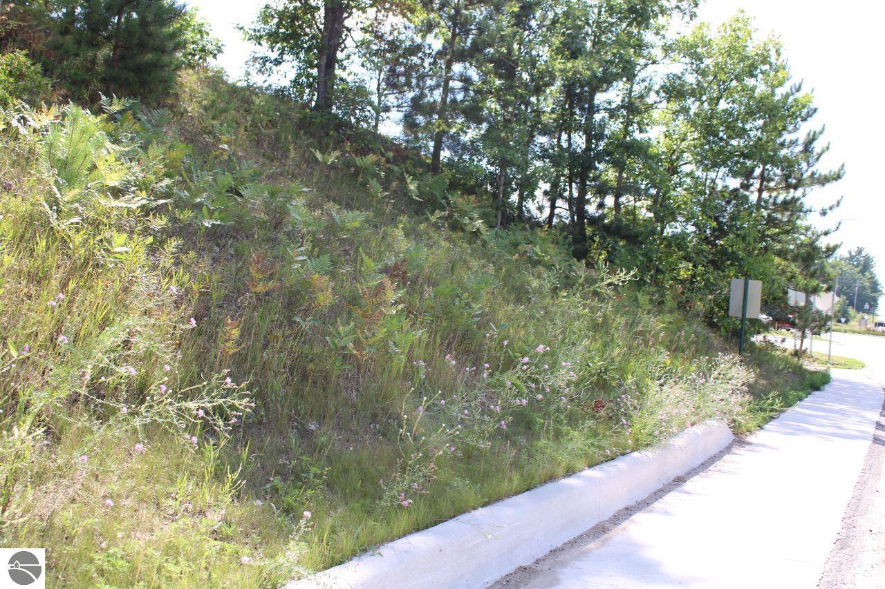 01 W State Street