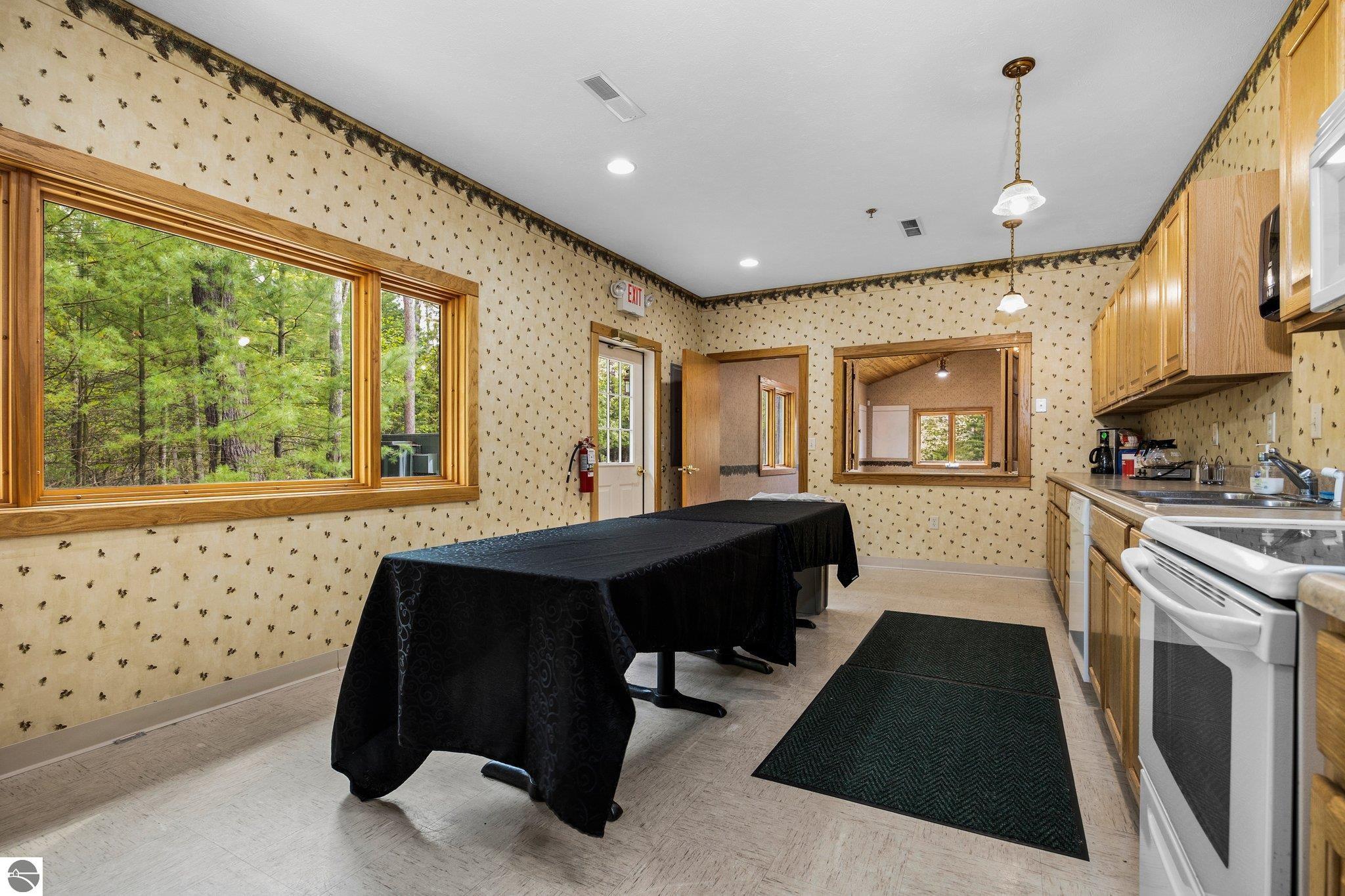 1499 Business Park Drive