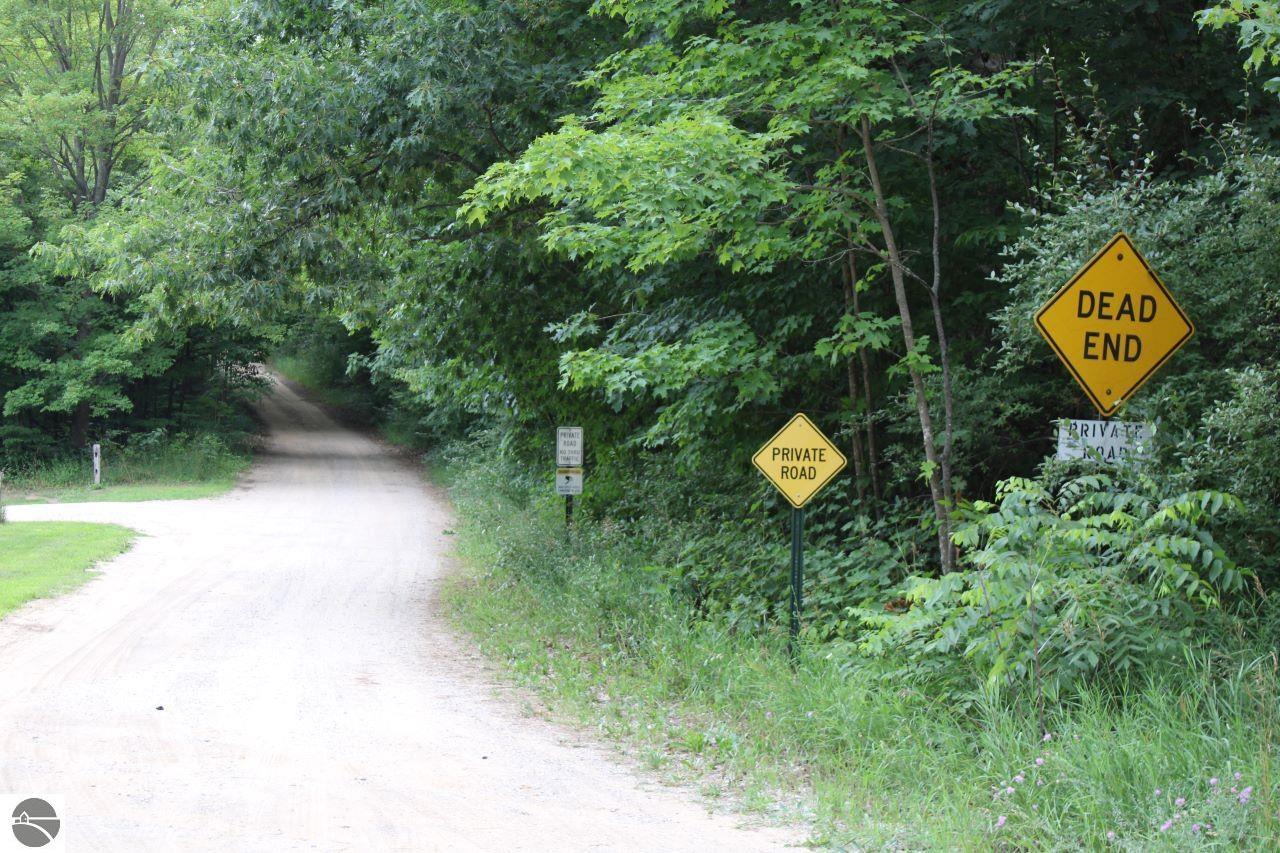 004 NE Apple Creek Road