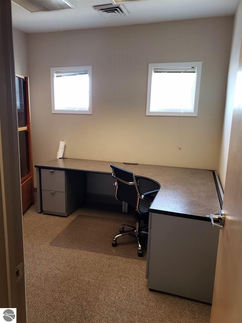 1212 Veterans Drive # 212