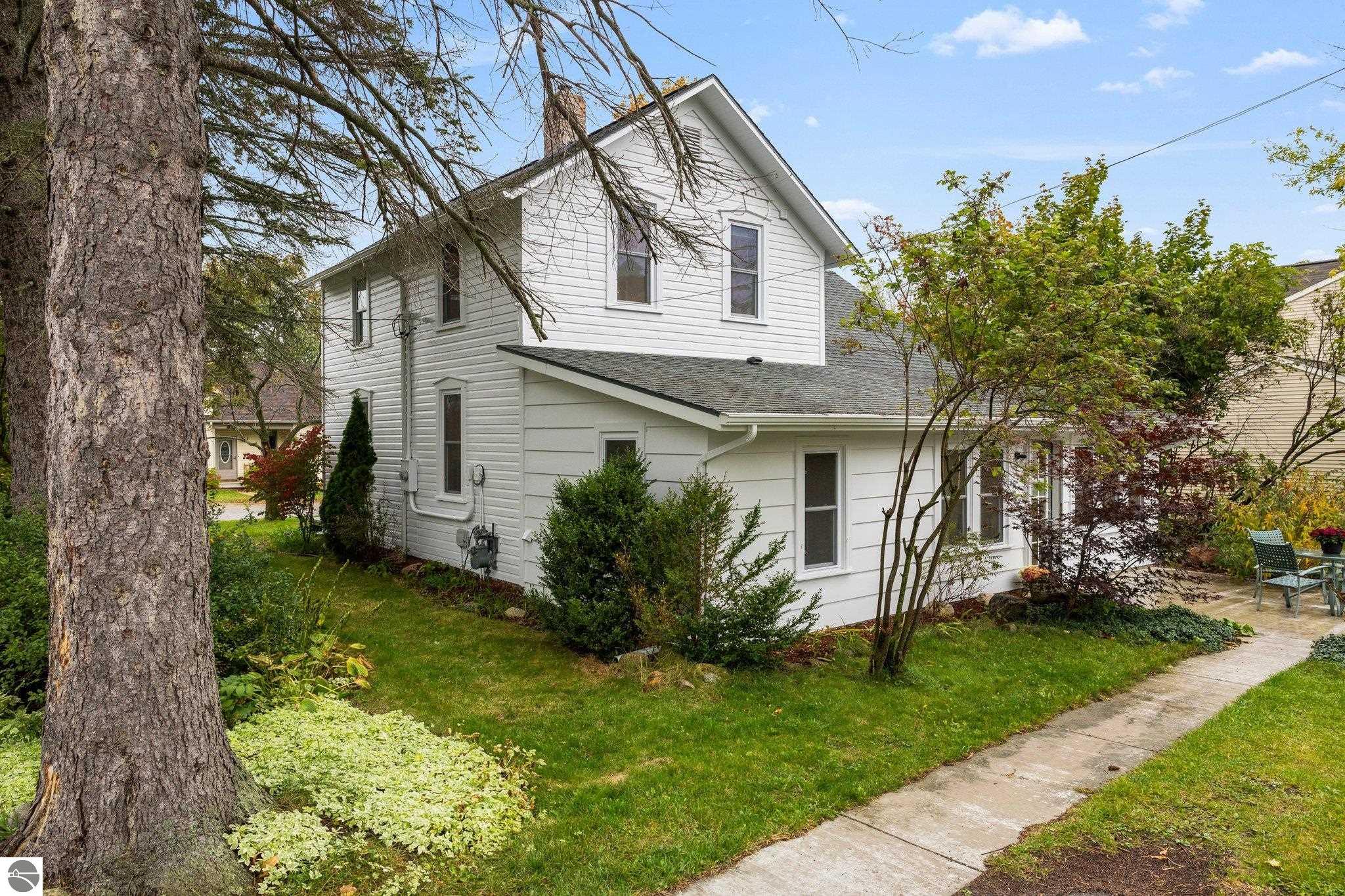 149 Center Street