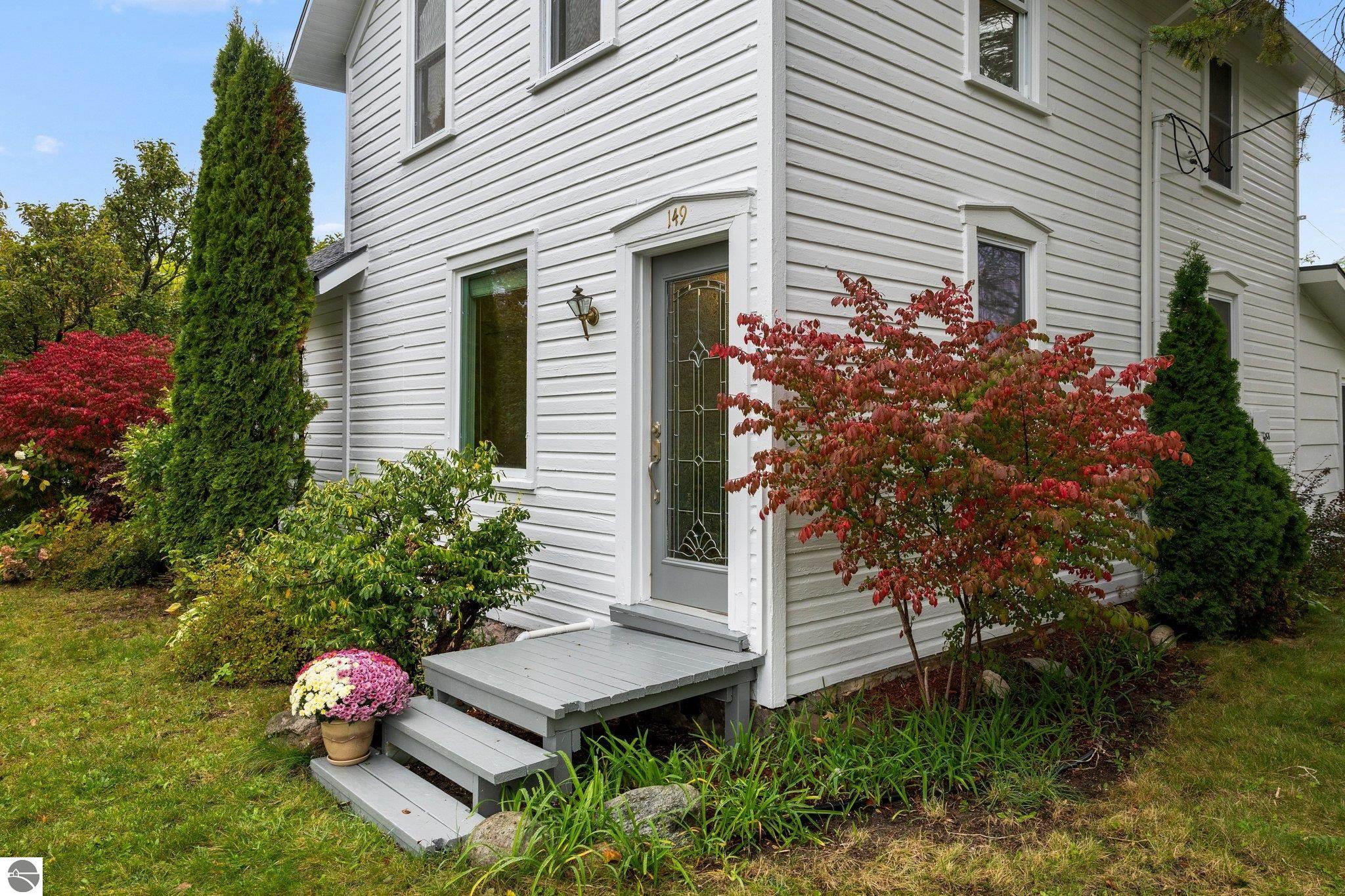 149 Center Street
