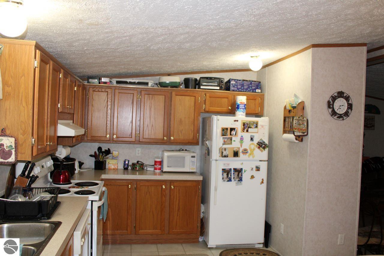 8162 NE Joes Road