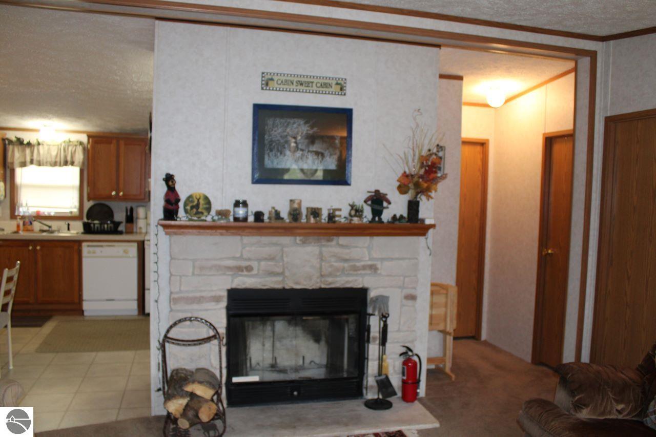 8162 NE Joes Road