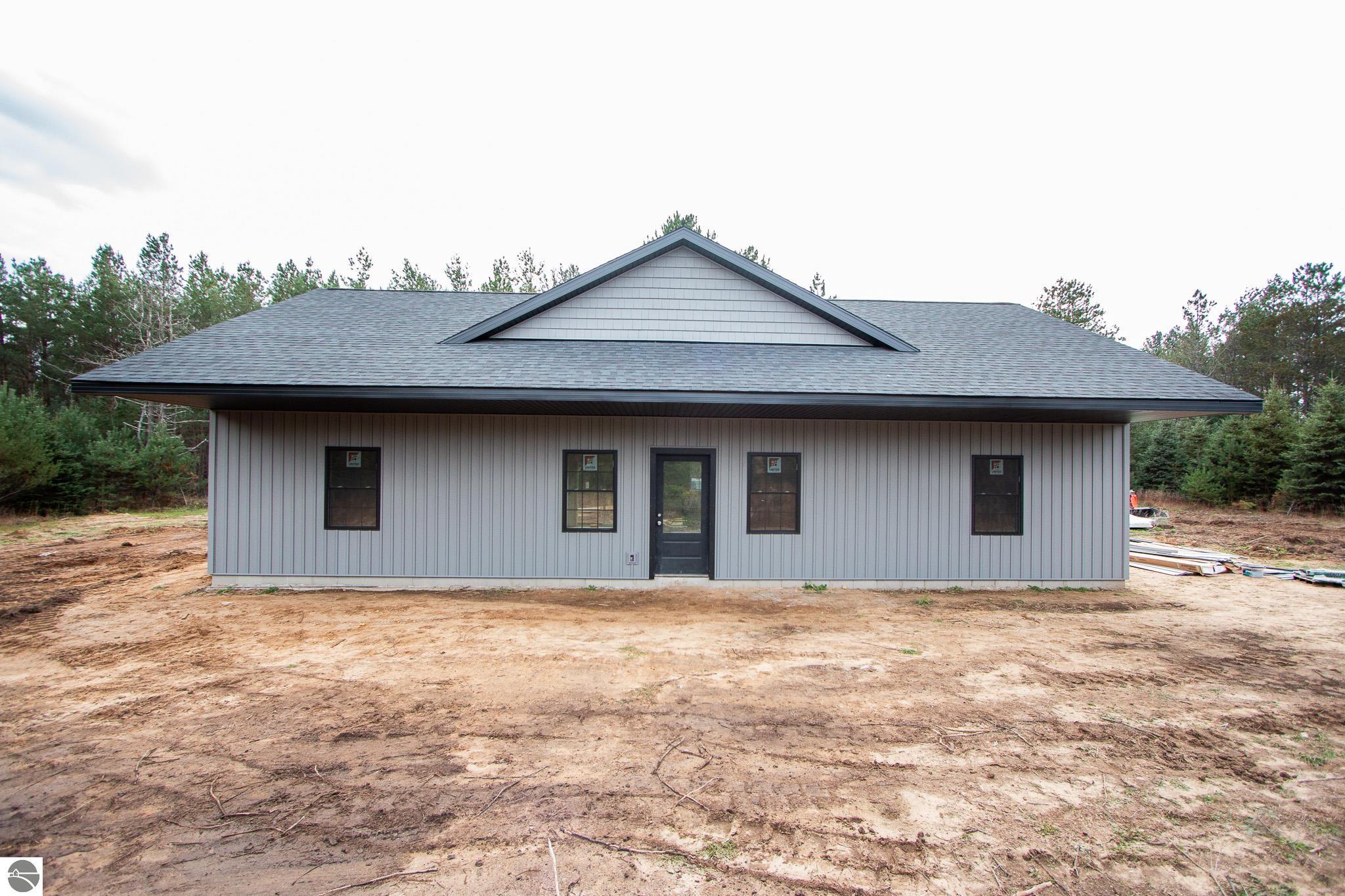 3432 Tyler Road SE