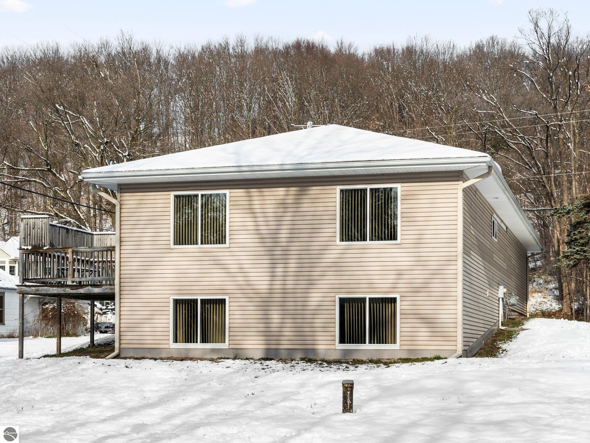 11171 Main Street