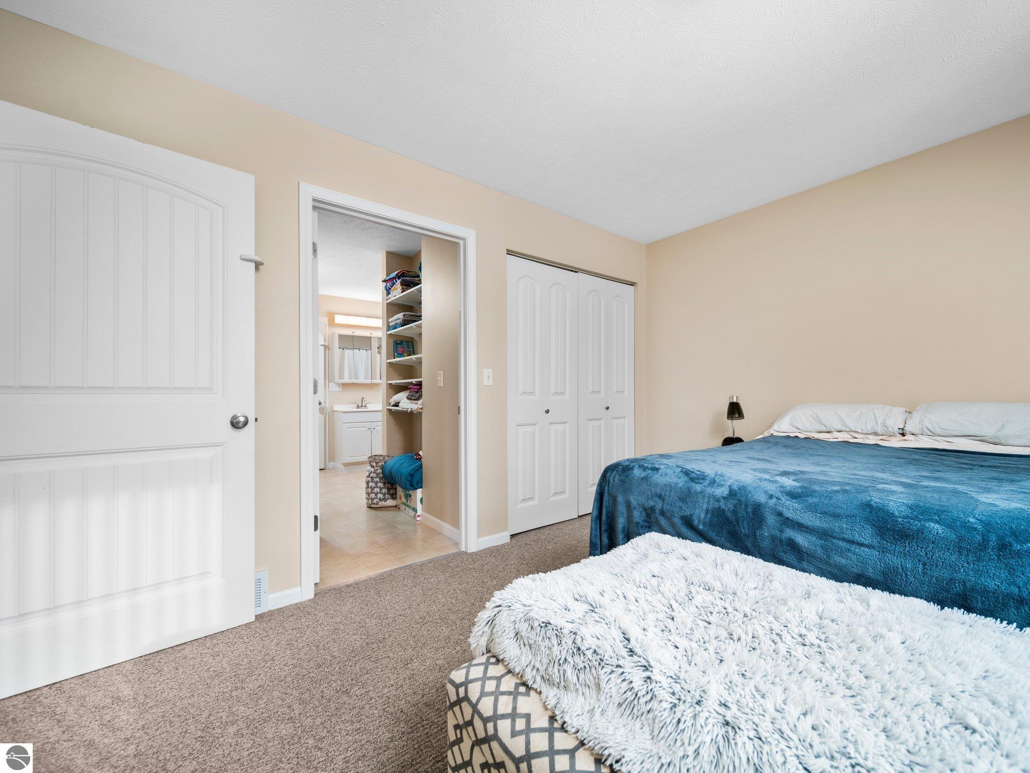 11171 Main Street