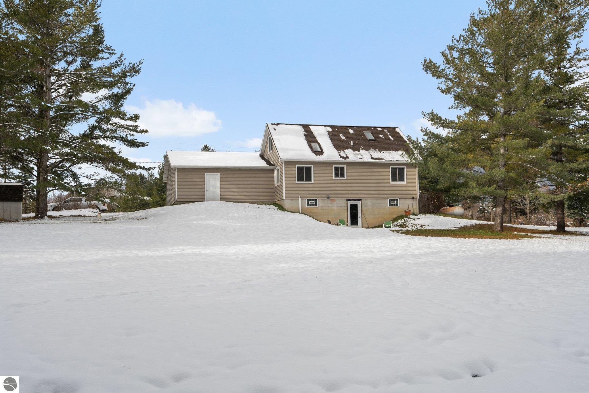 4424 Dockery Road, Nw
