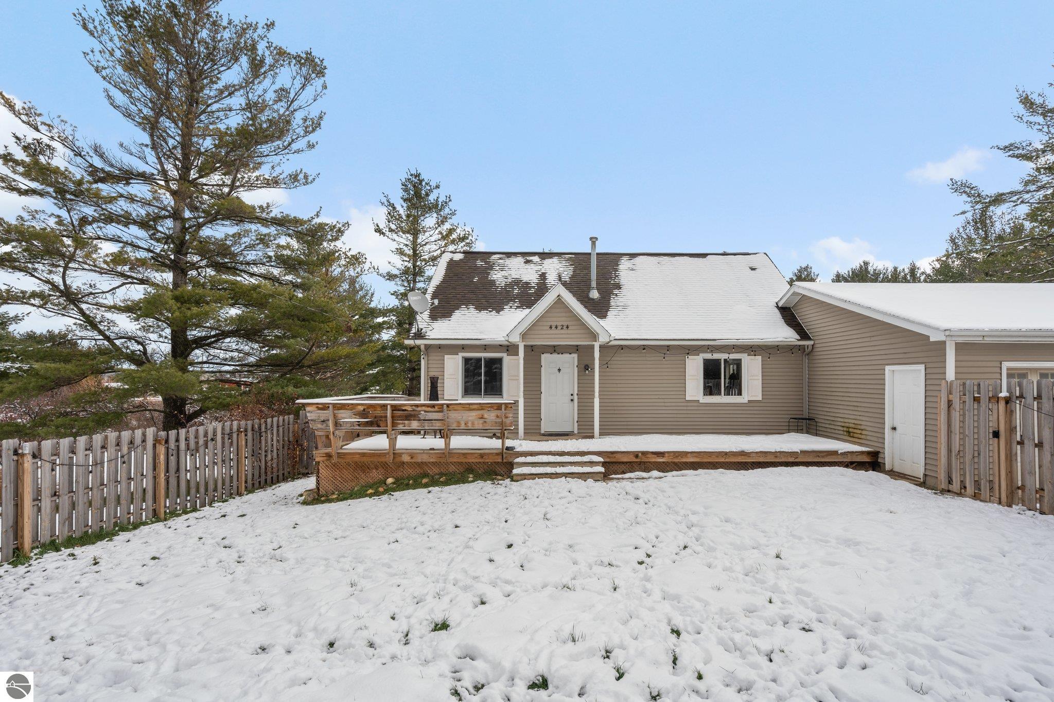 4424 Dockery Road, Nw