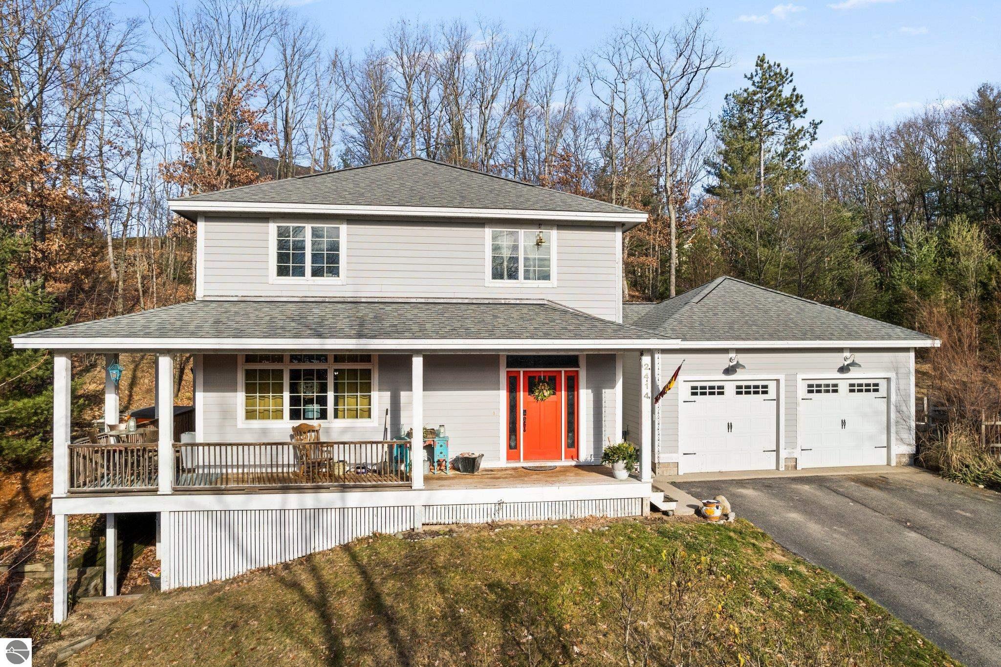 2414 Pine Hill Court