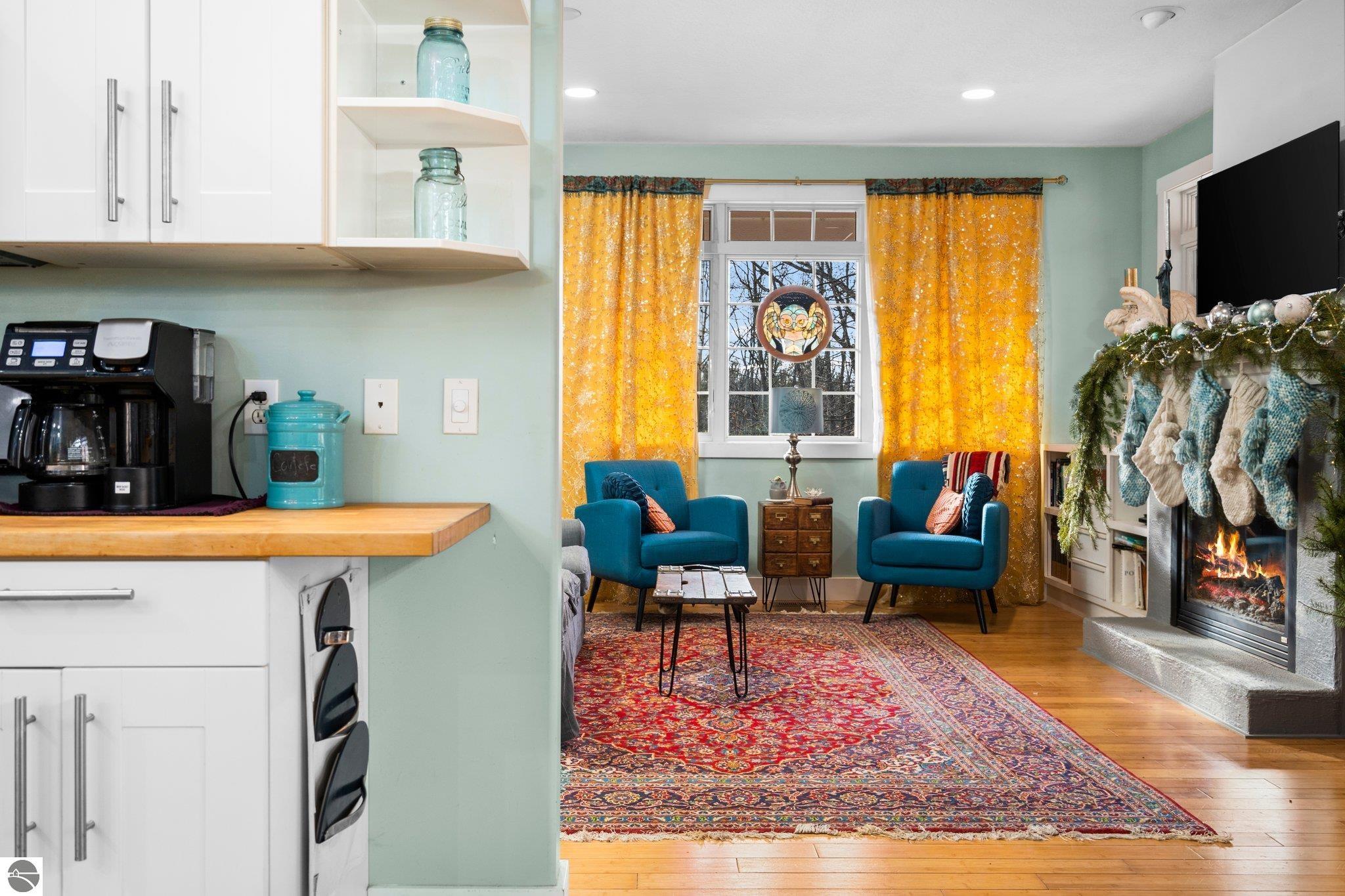 2414 Pine Hill Court
