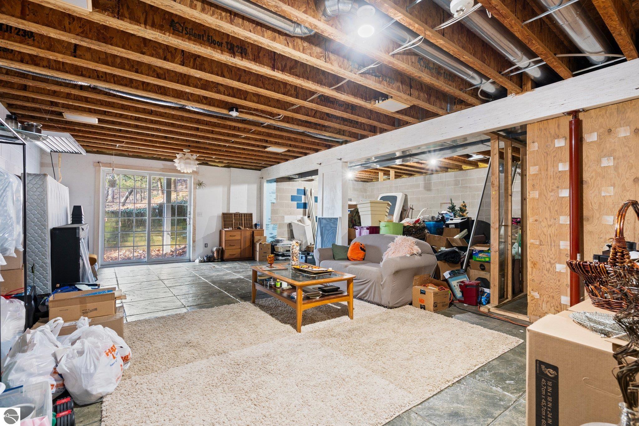 2414 Pine Hill Court