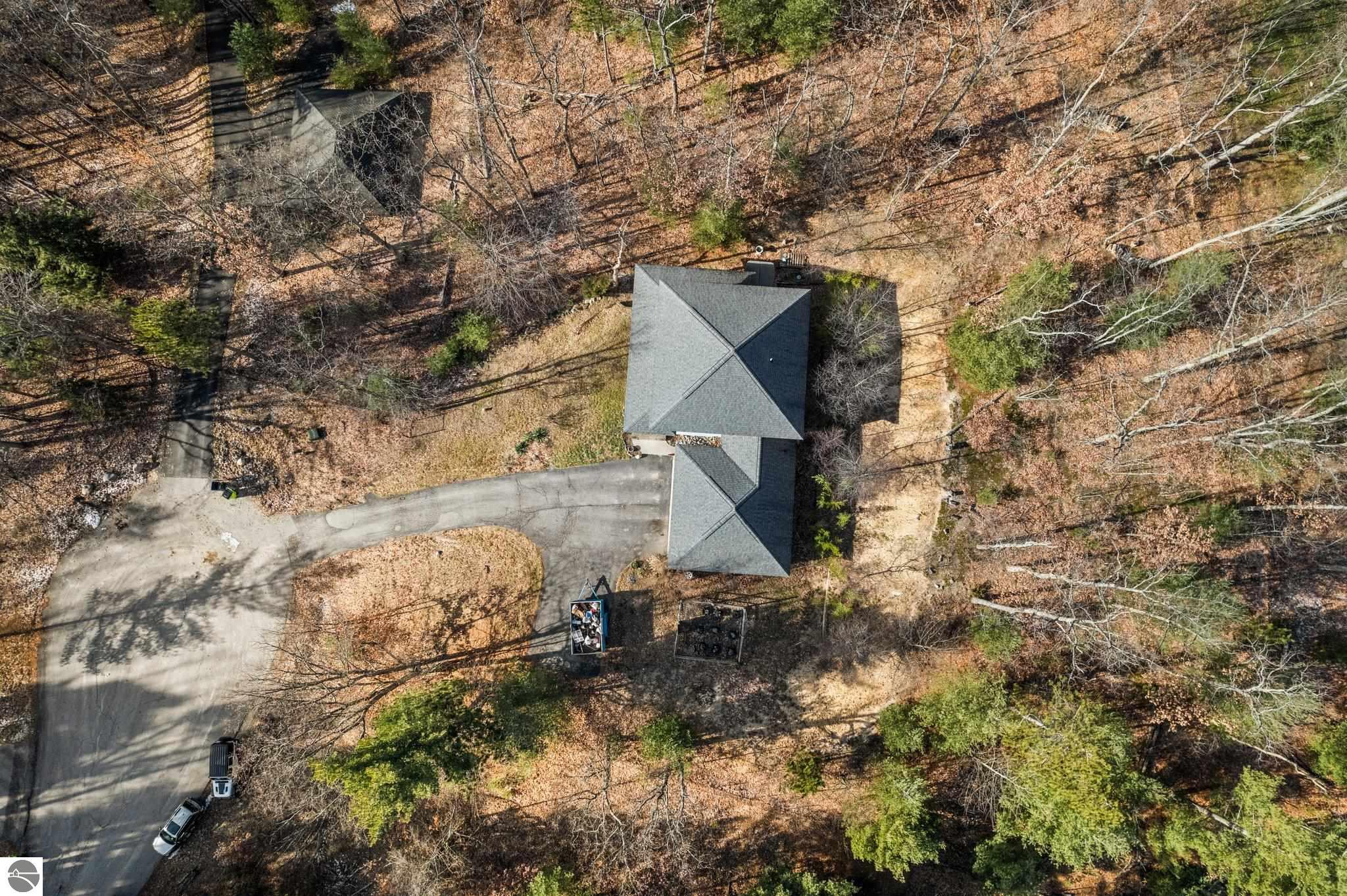 2414 Pine Hill Court