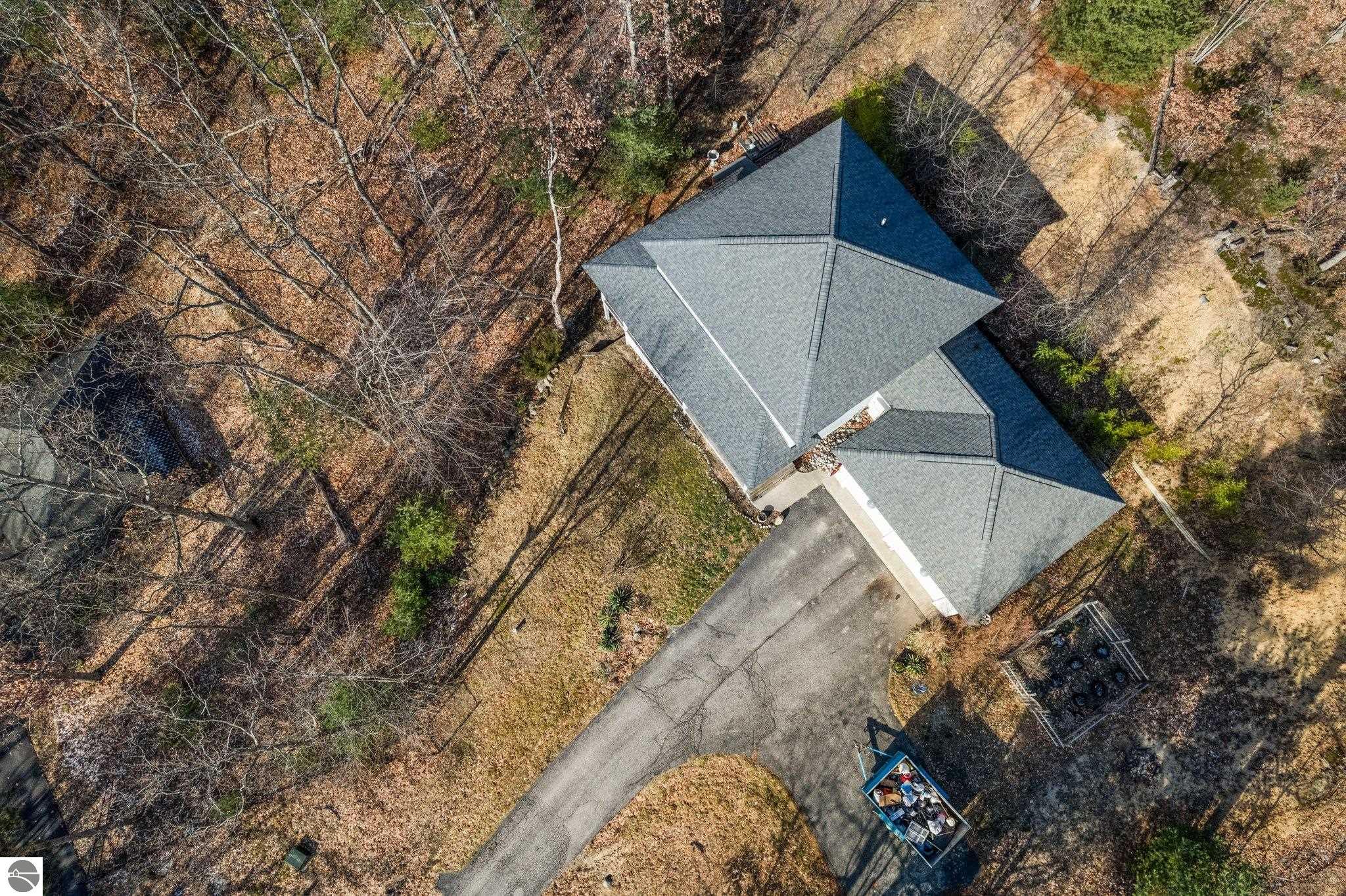 2414 Pine Hill Court