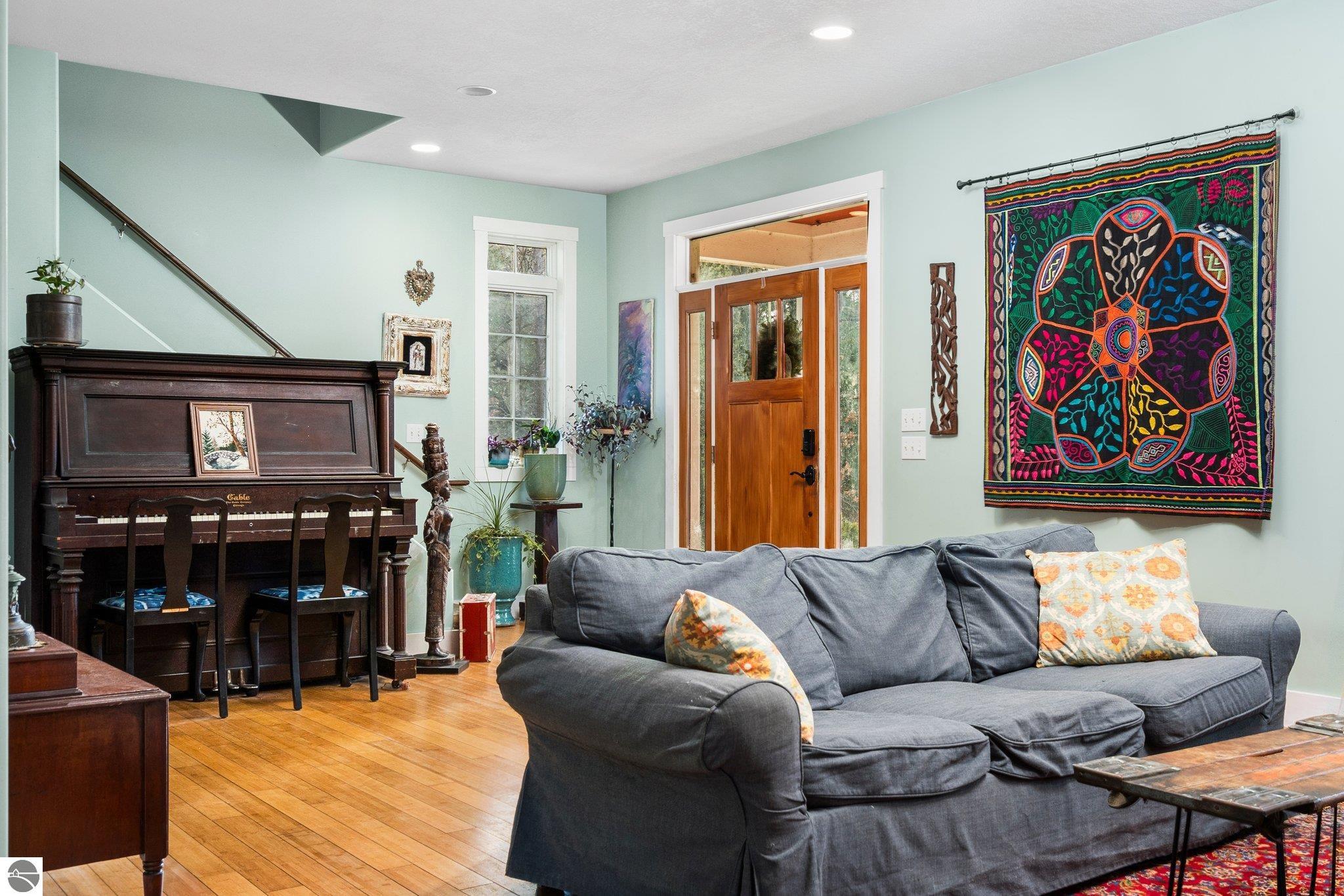 2414 Pine Hill Court