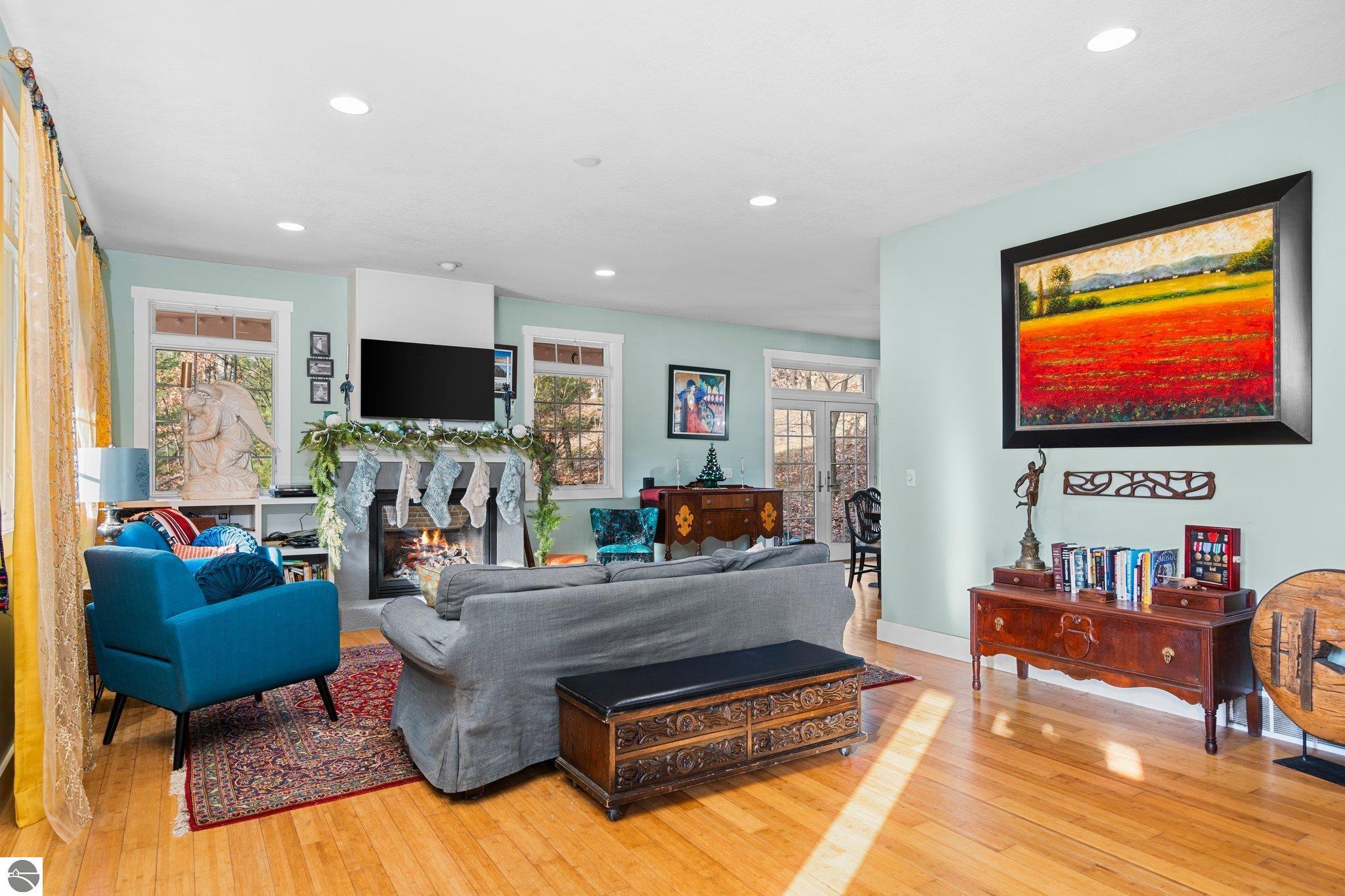 2414 Pine Hill Court