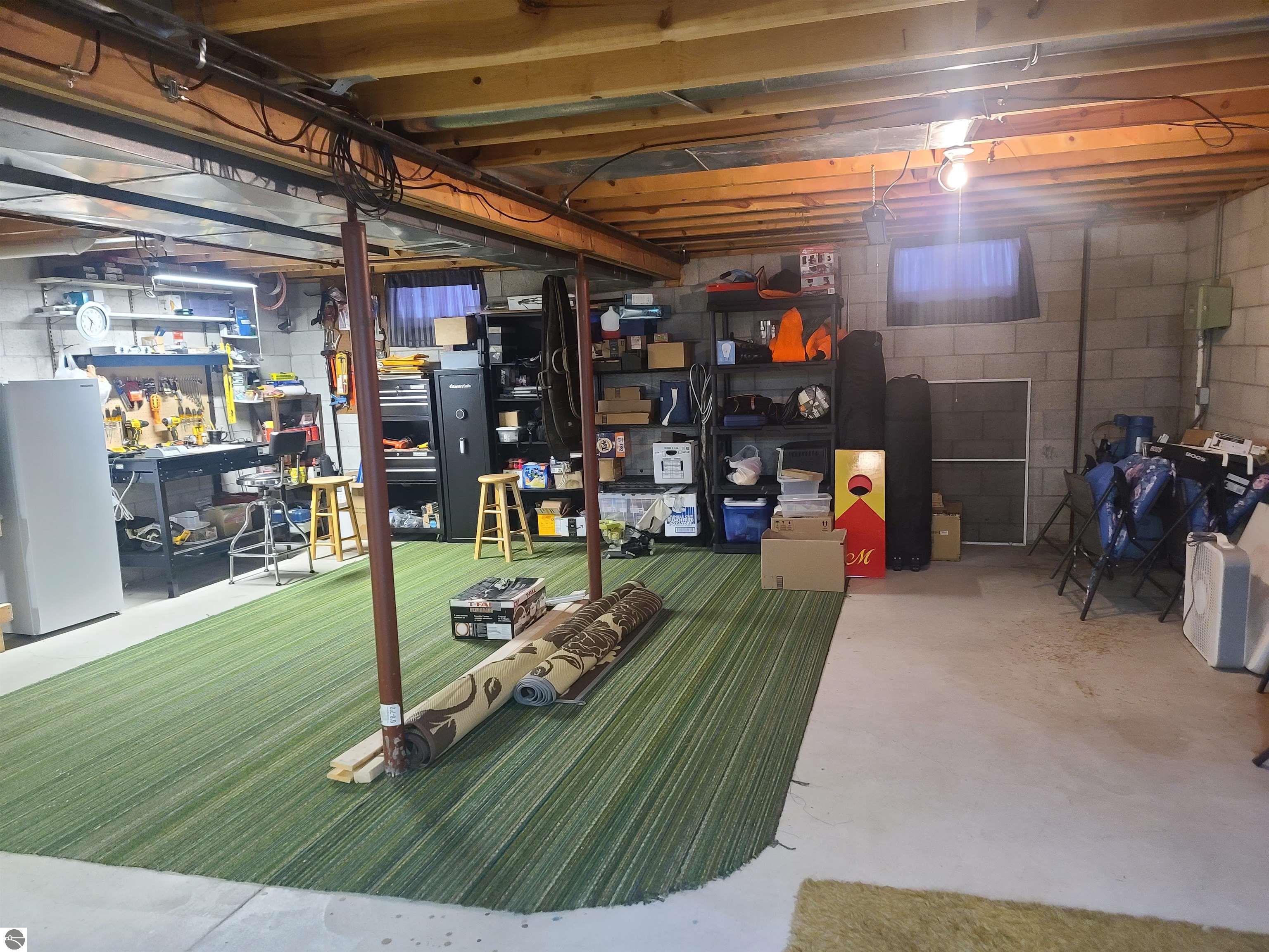 2327 NE Tamara Road