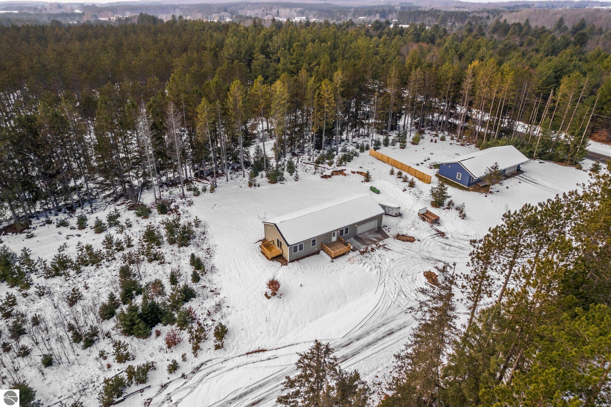 5050 Red Maple Drive