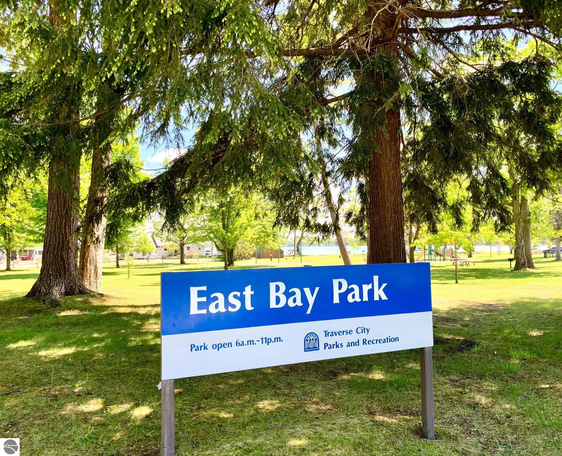 329 N East Bay Boulevard