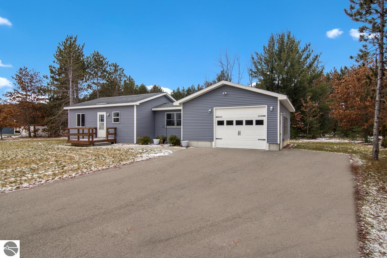 1362 Black Bark Lane