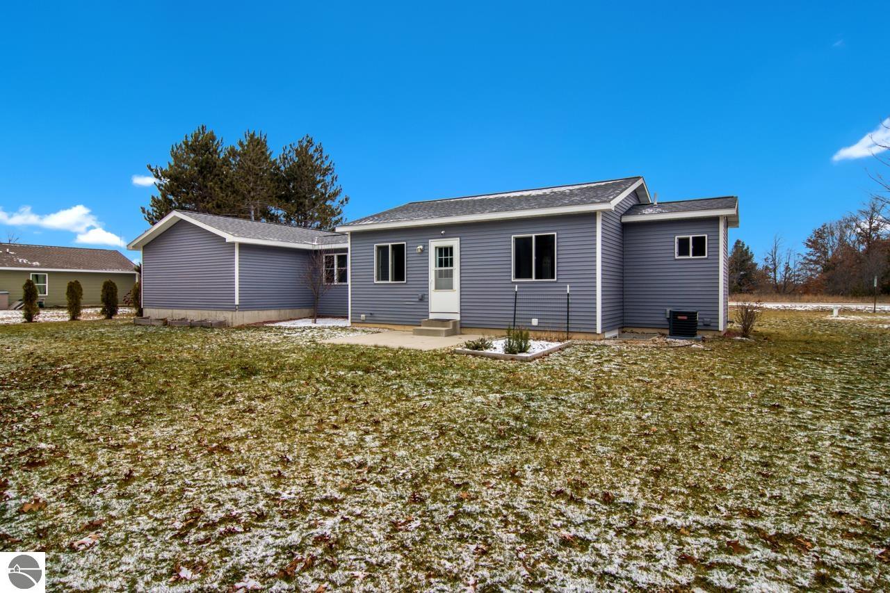 1362 Black Bark Lane