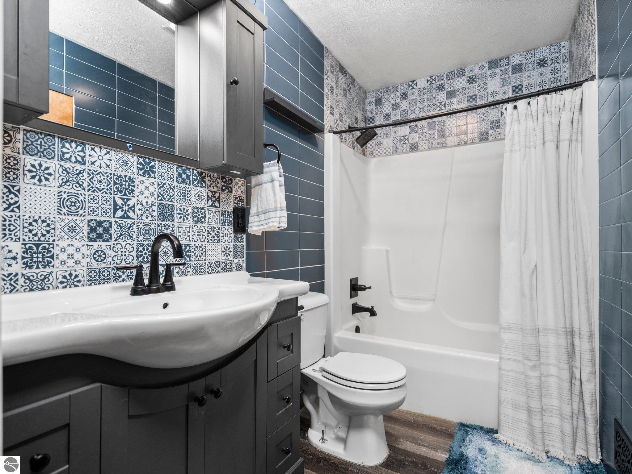 2334 Grouse Drive