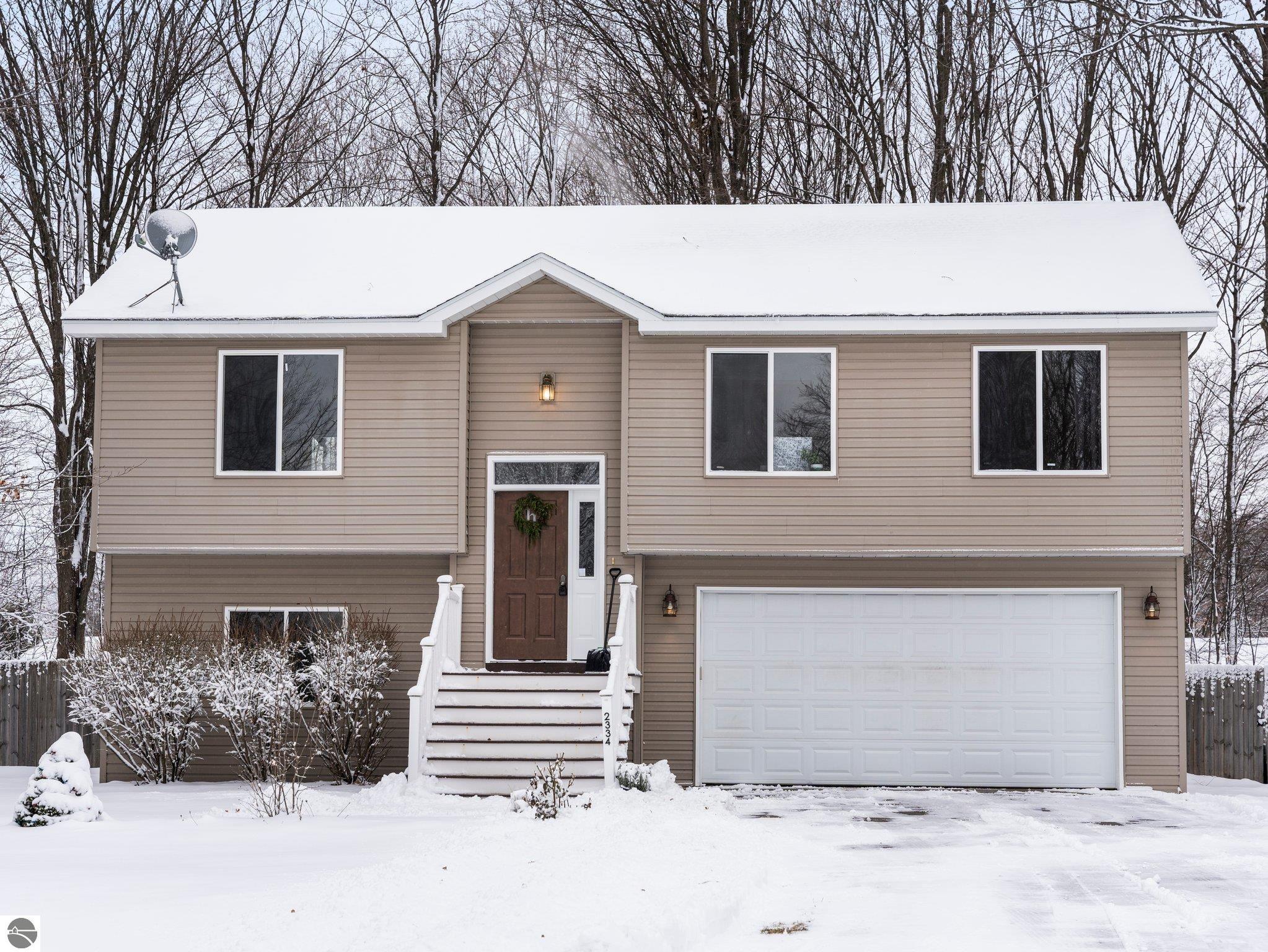 2334 Grouse Drive