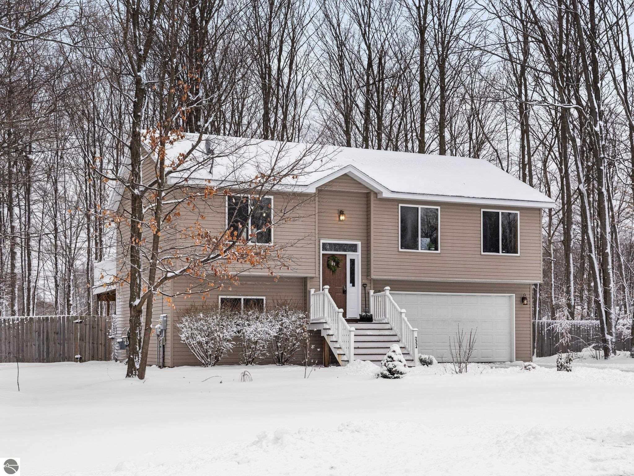 2334 Grouse Drive