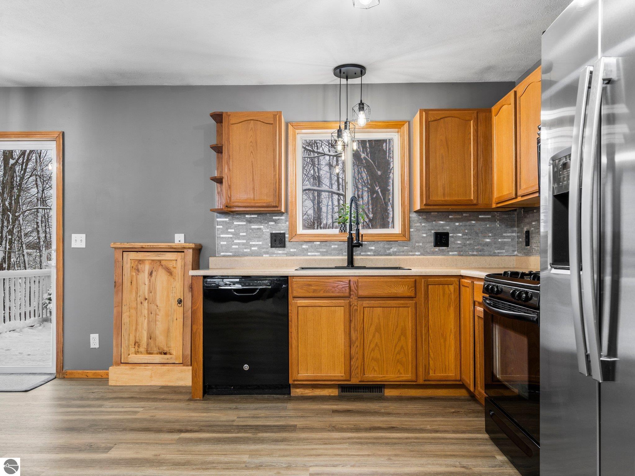2334 Grouse Drive