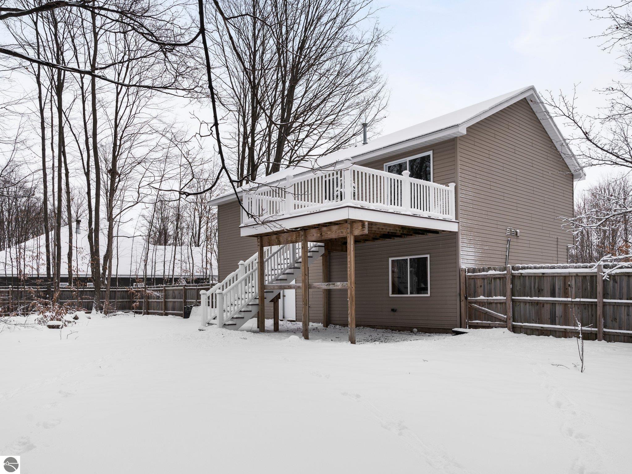 2334 Grouse Drive