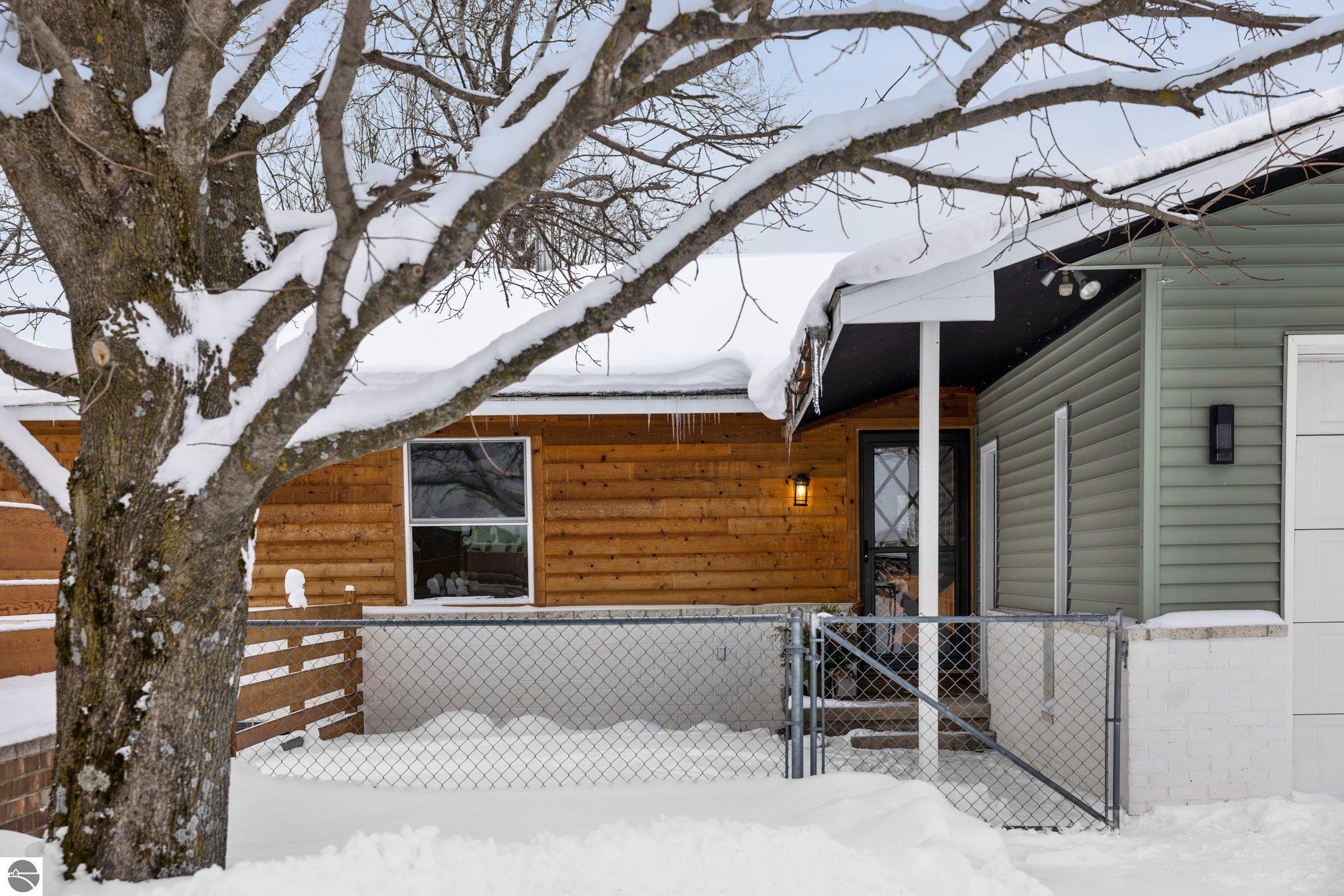 6092 Riverview Road
