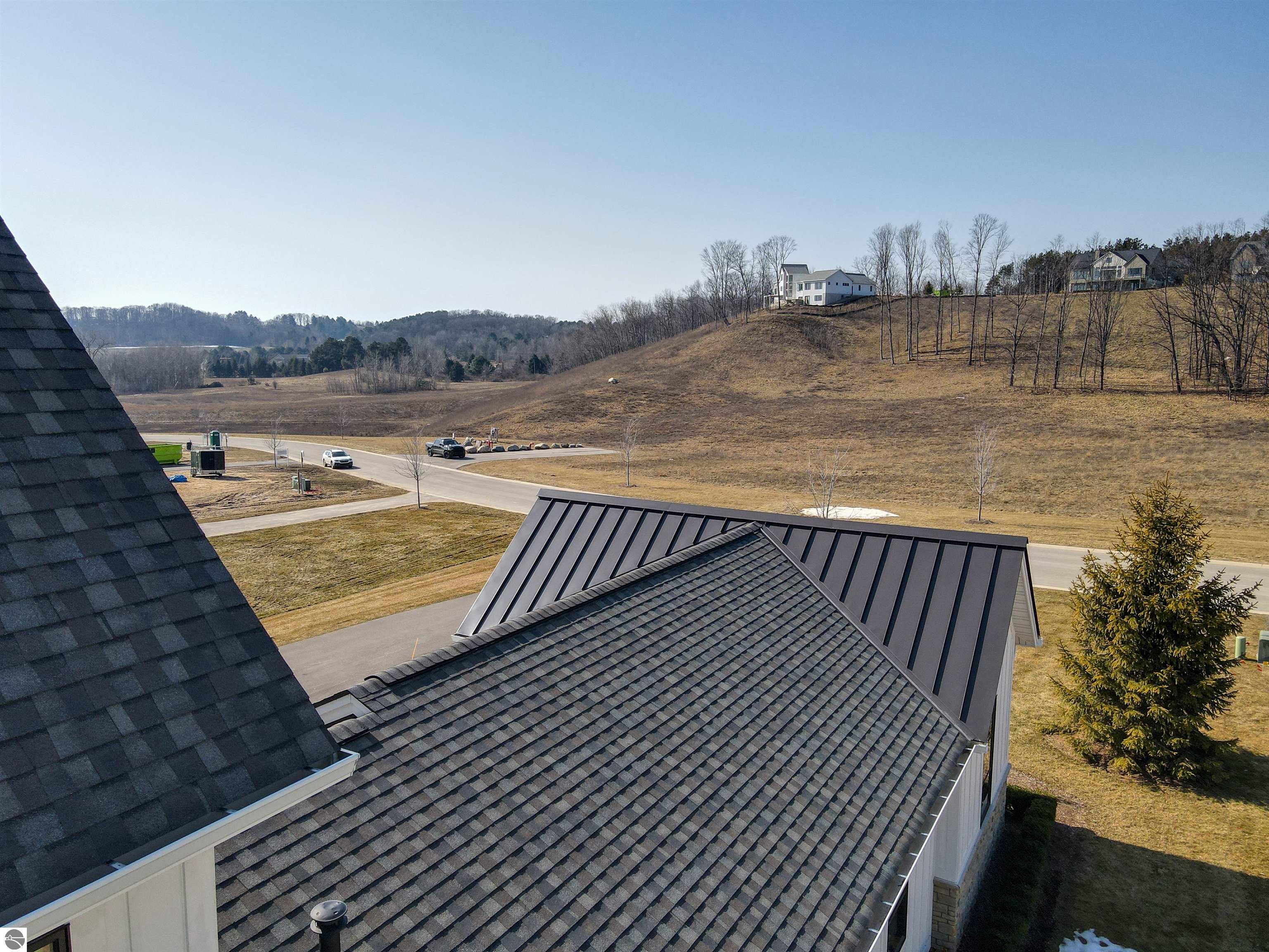 15714 Waters Edge