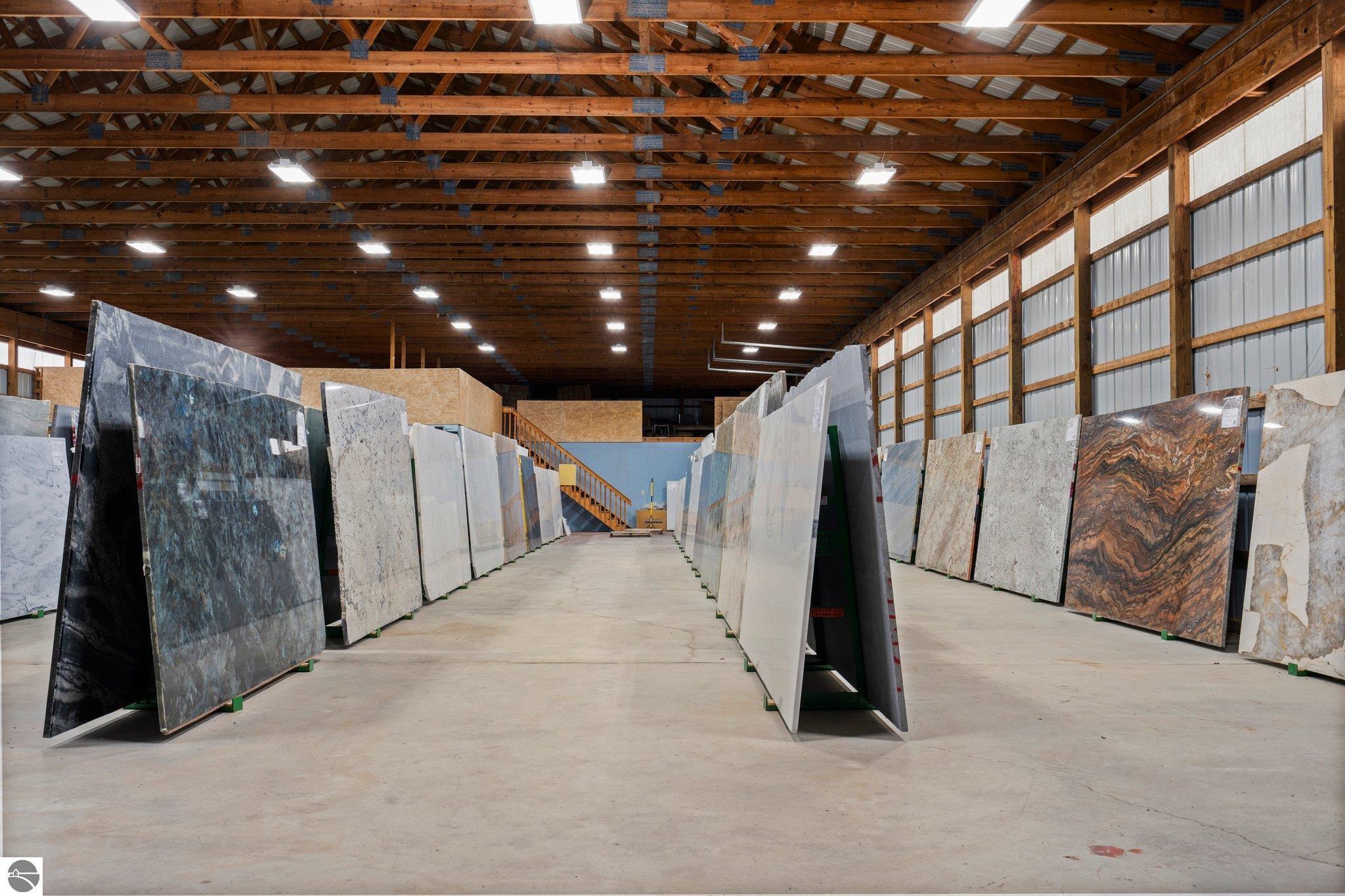 8951 M-72 E