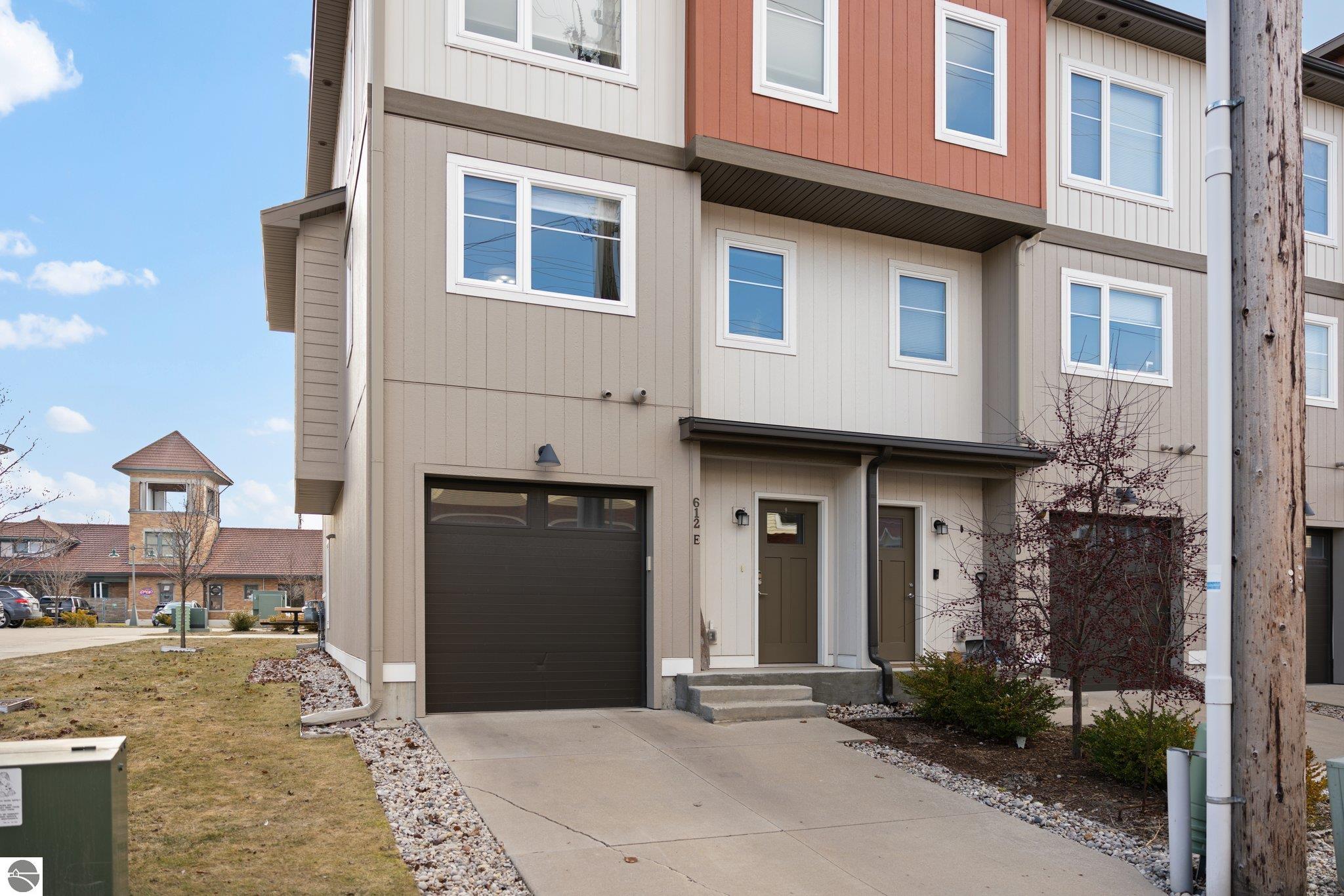 612 E Station Street Unit: 26-E