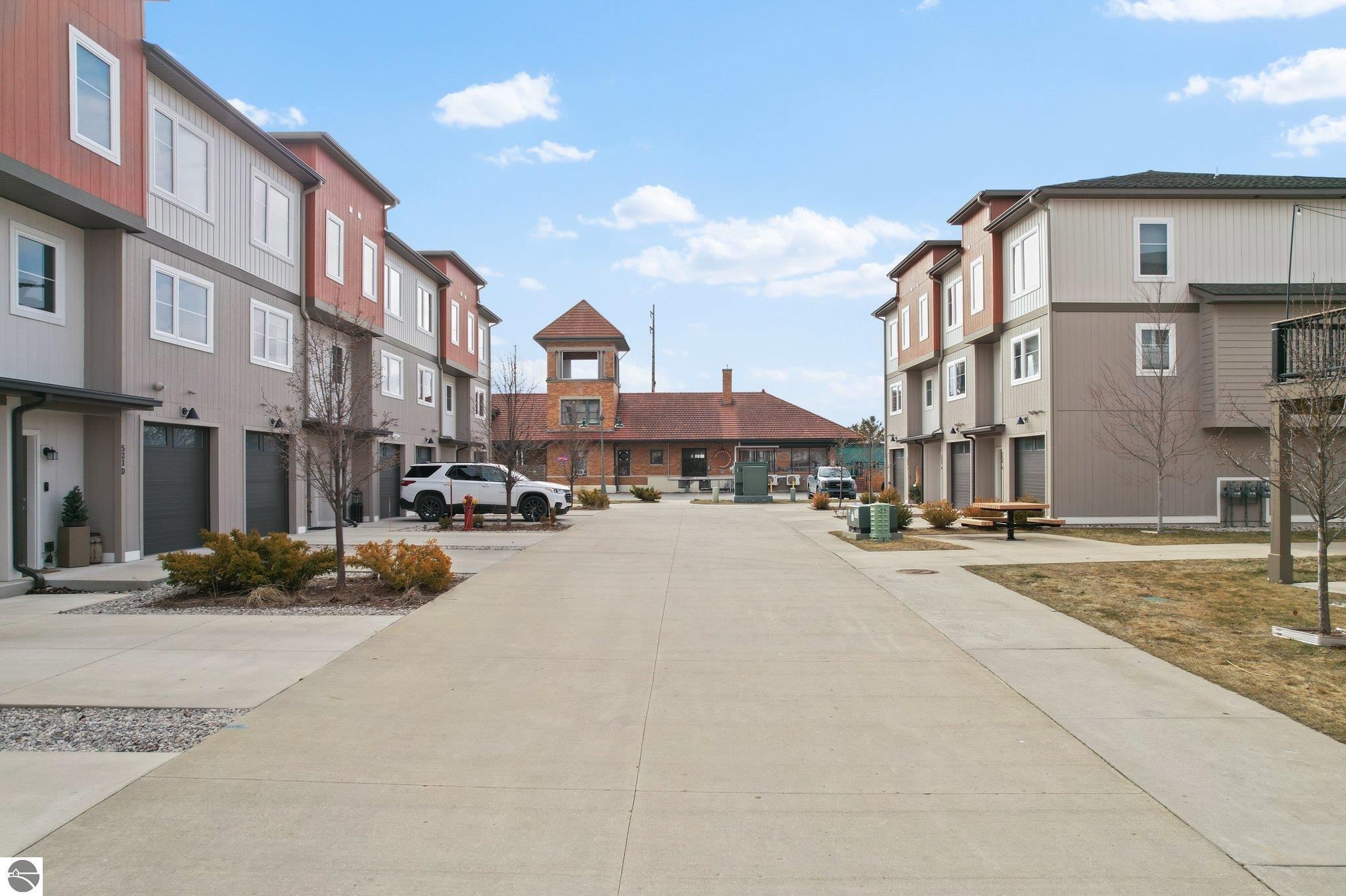 612 E Station Street Unit: 26-E