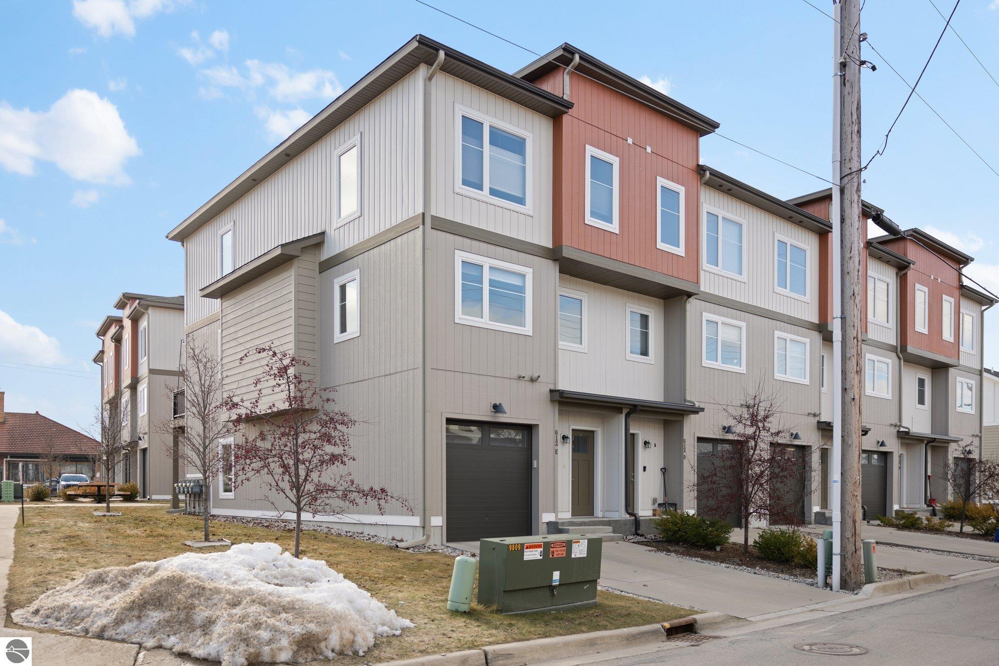 612 E Station Street Unit: 26-E