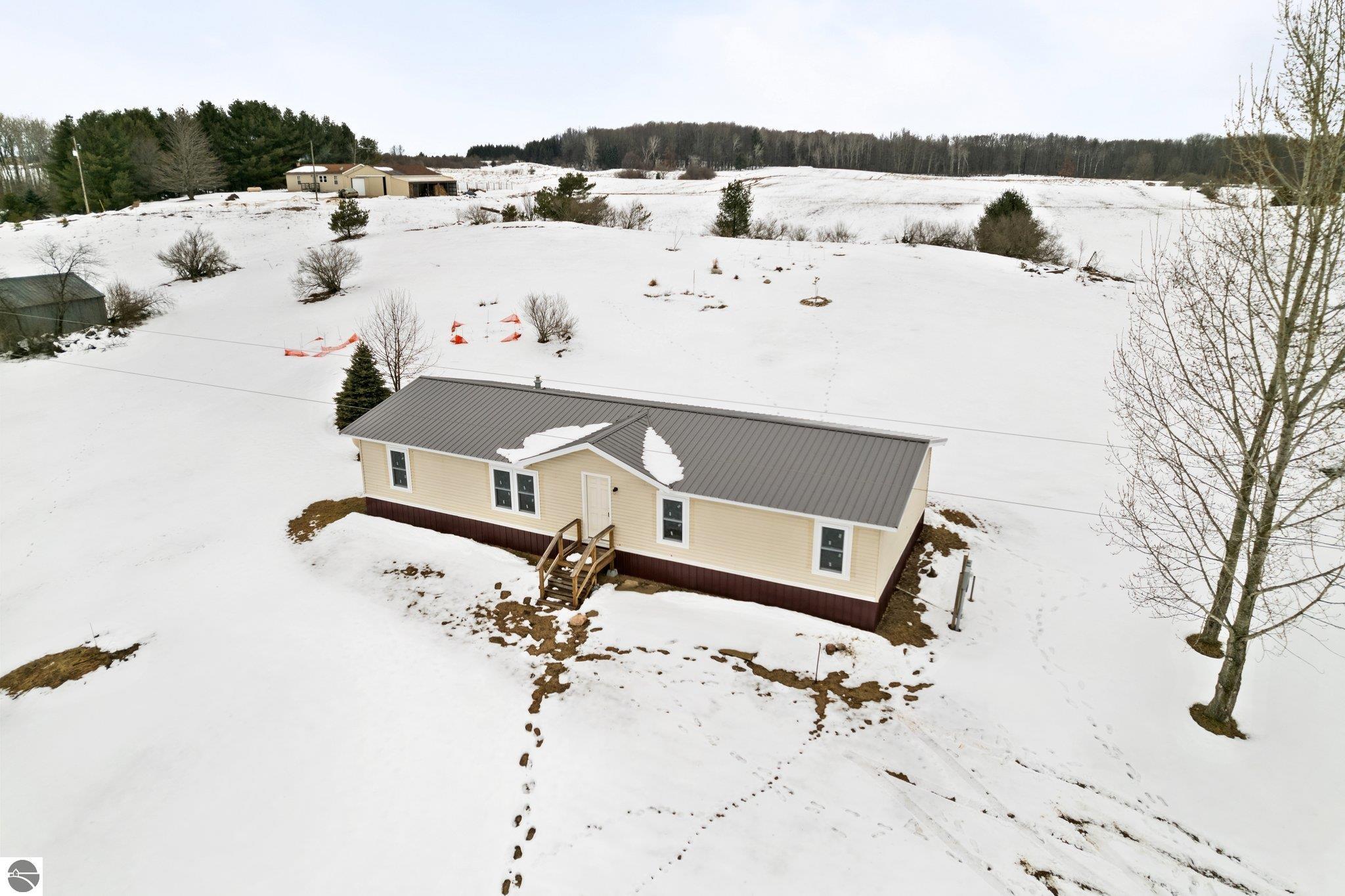 2538 22 Mile Road