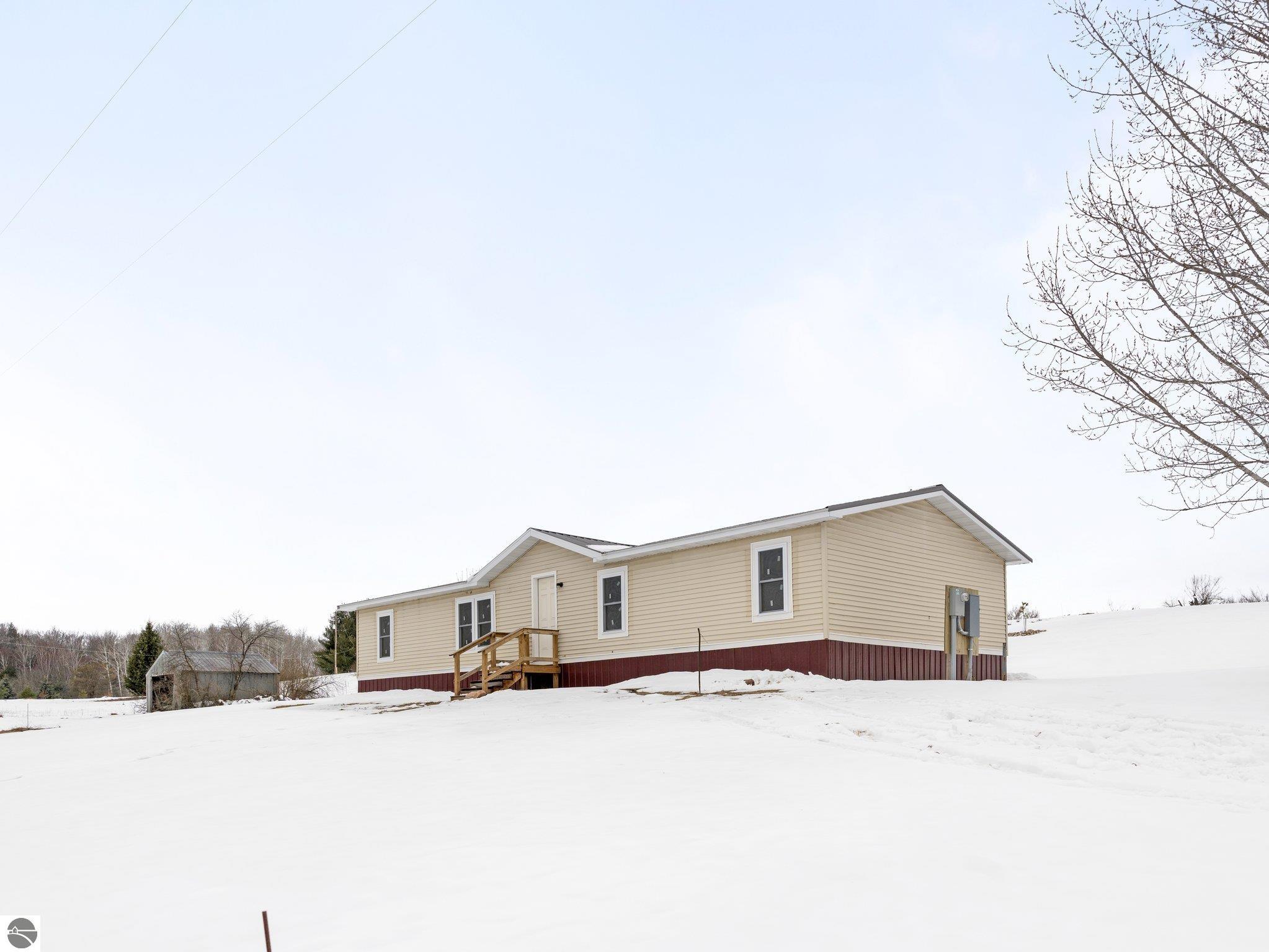 2538 22 Mile Road