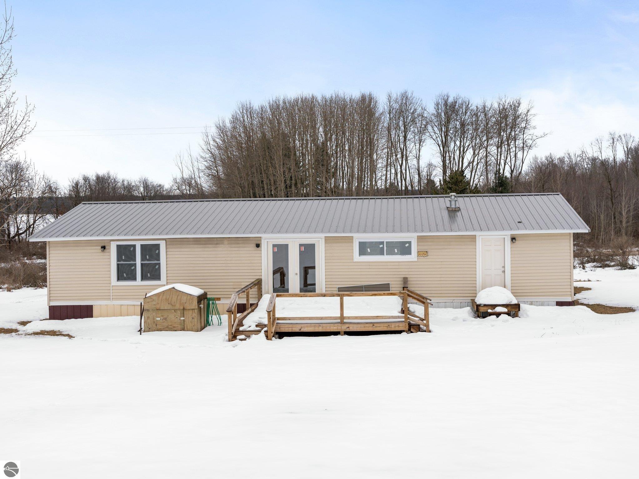 2538 22 Mile Road