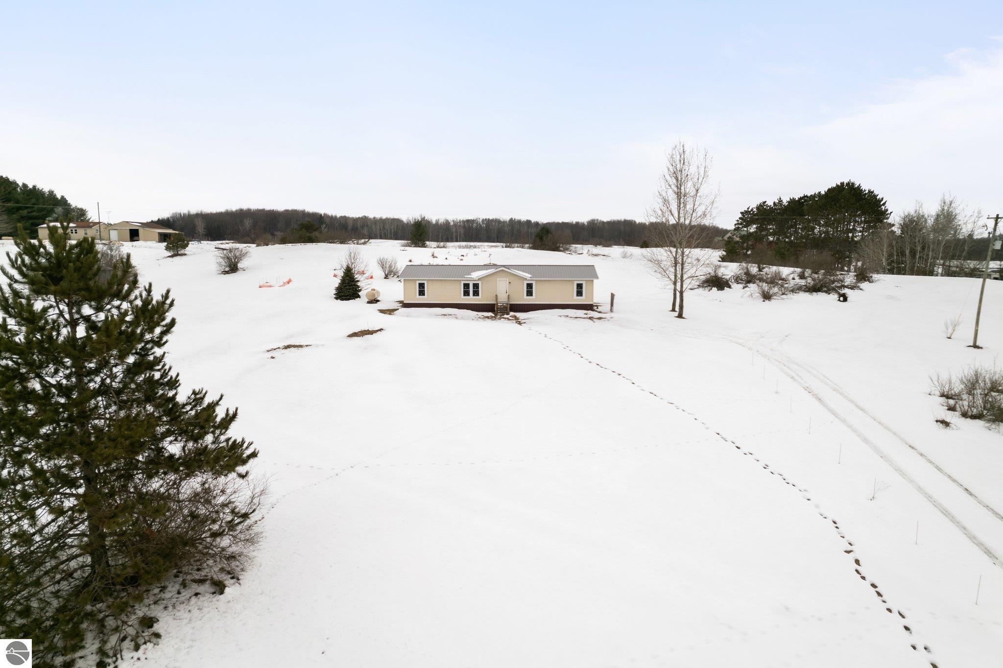 2538 22 Mile Road