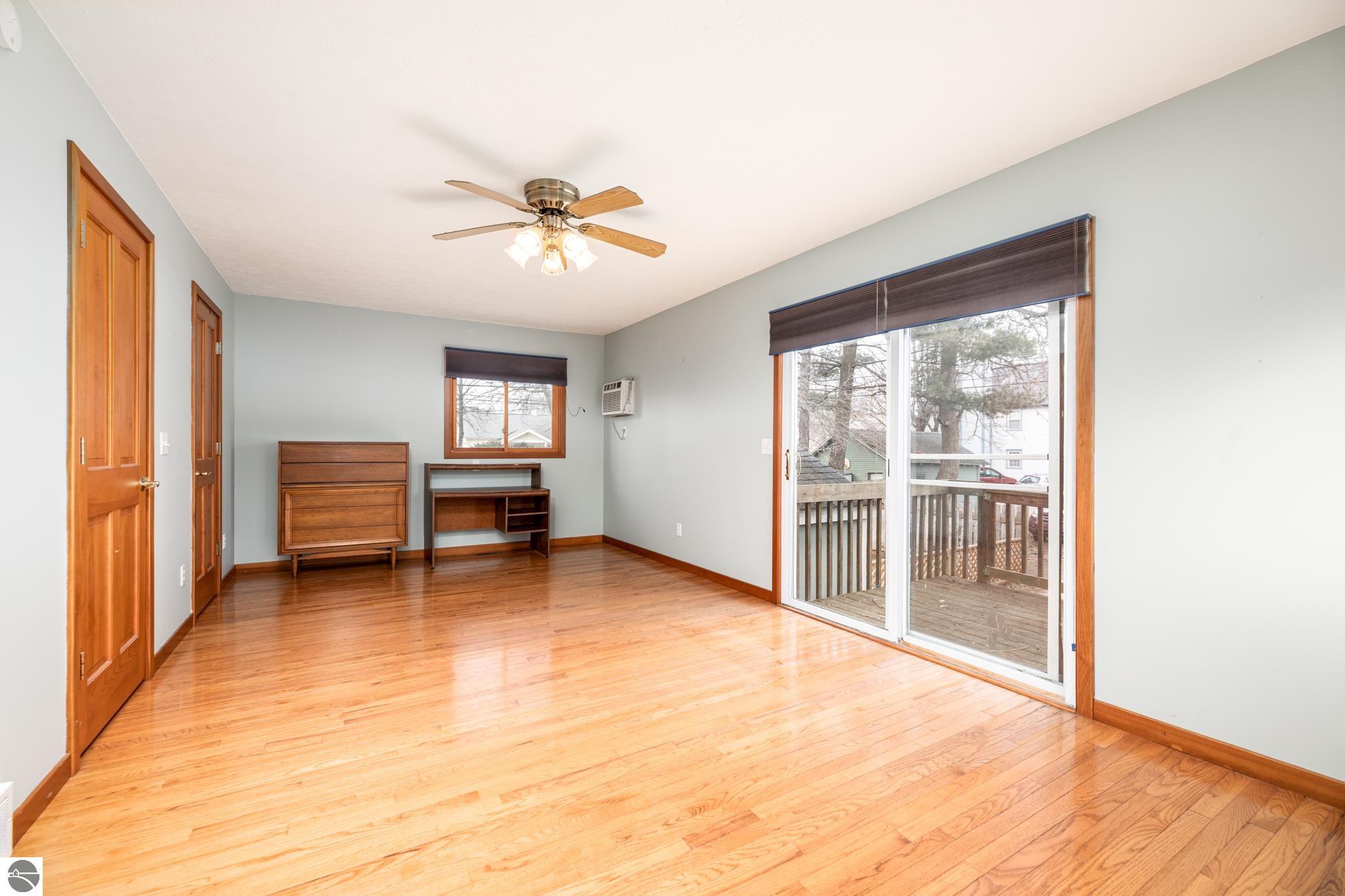 436 W Eleventh Street