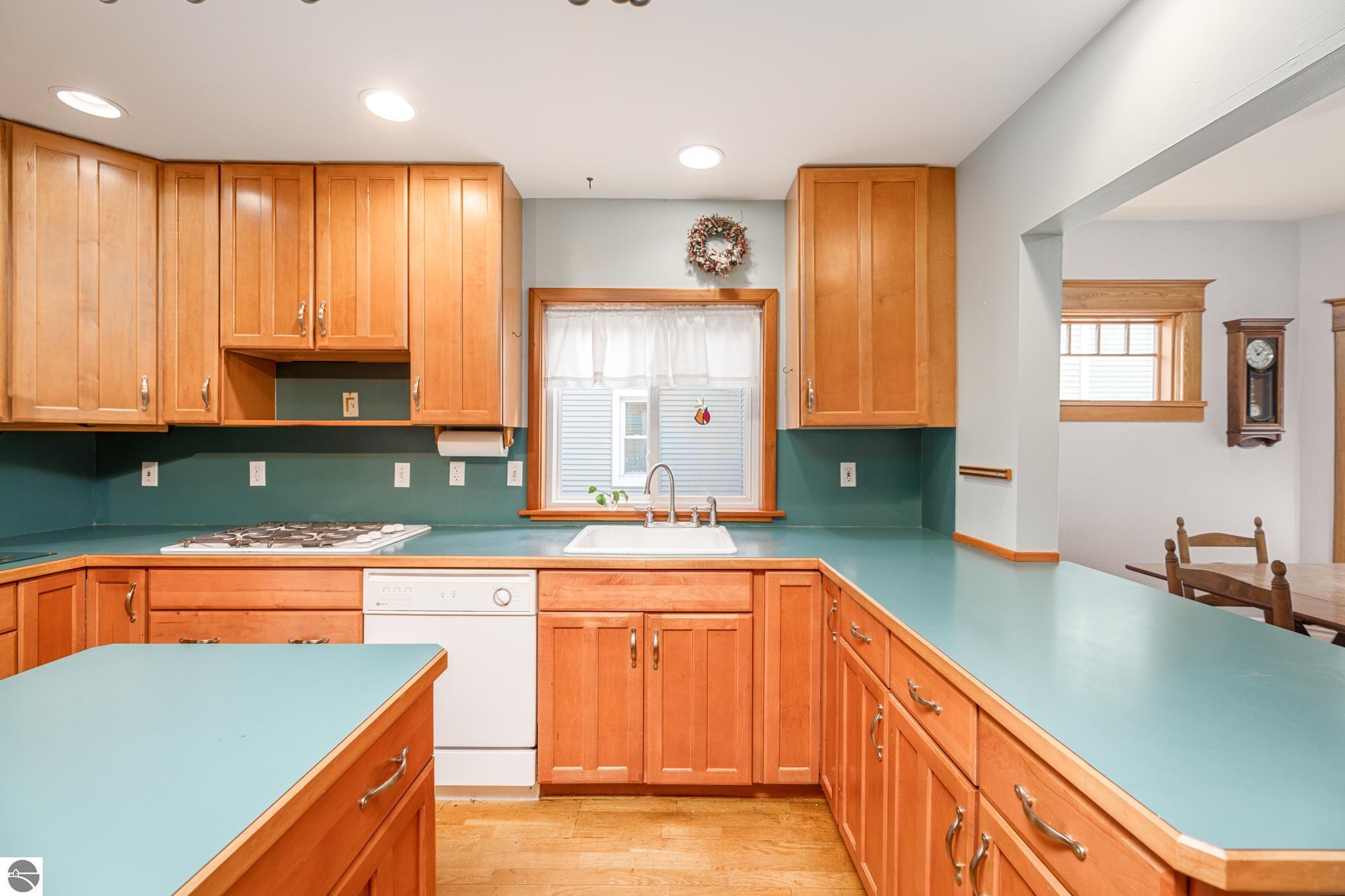 436 W Eleventh Street