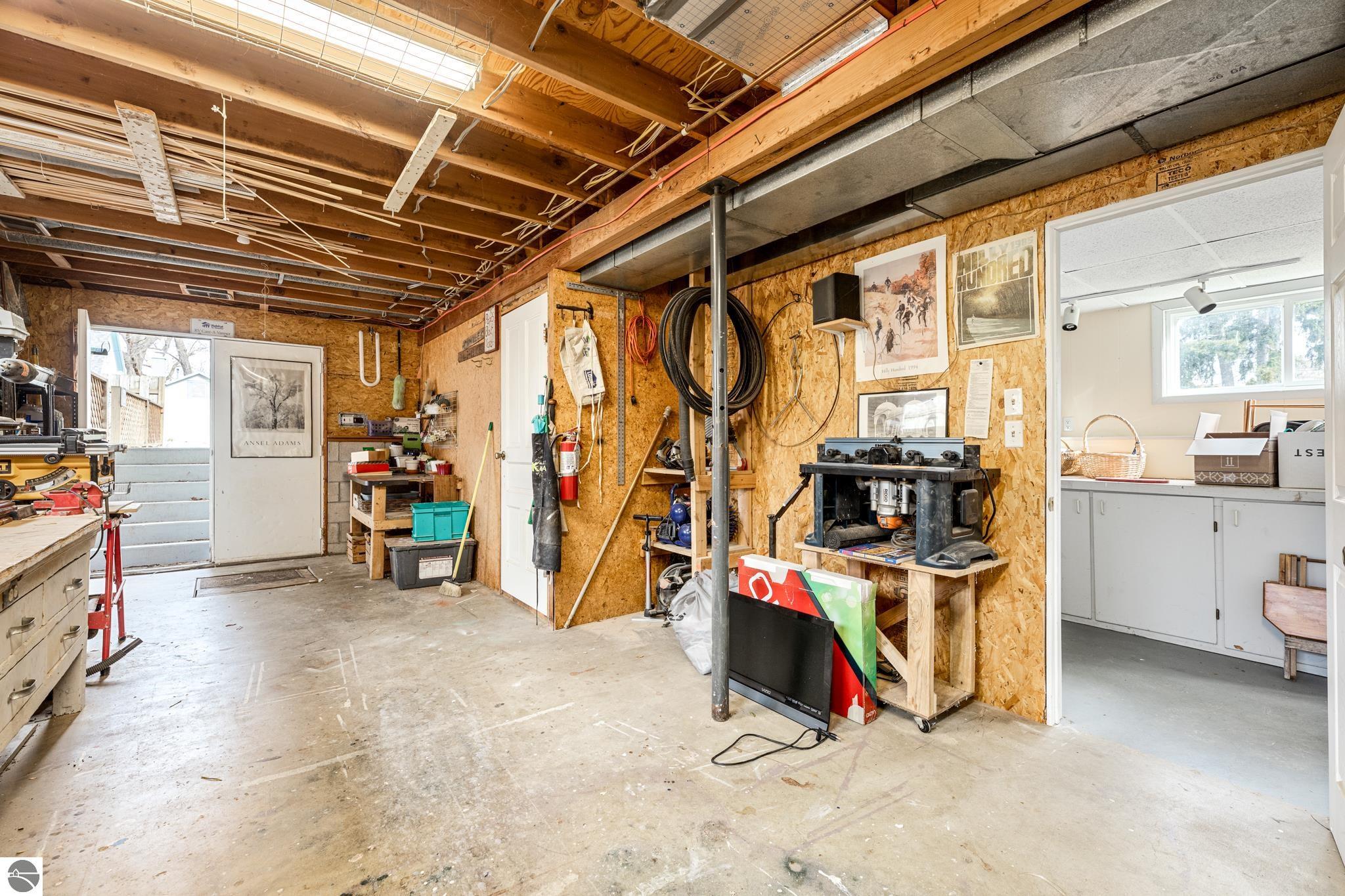 436 W Eleventh Street