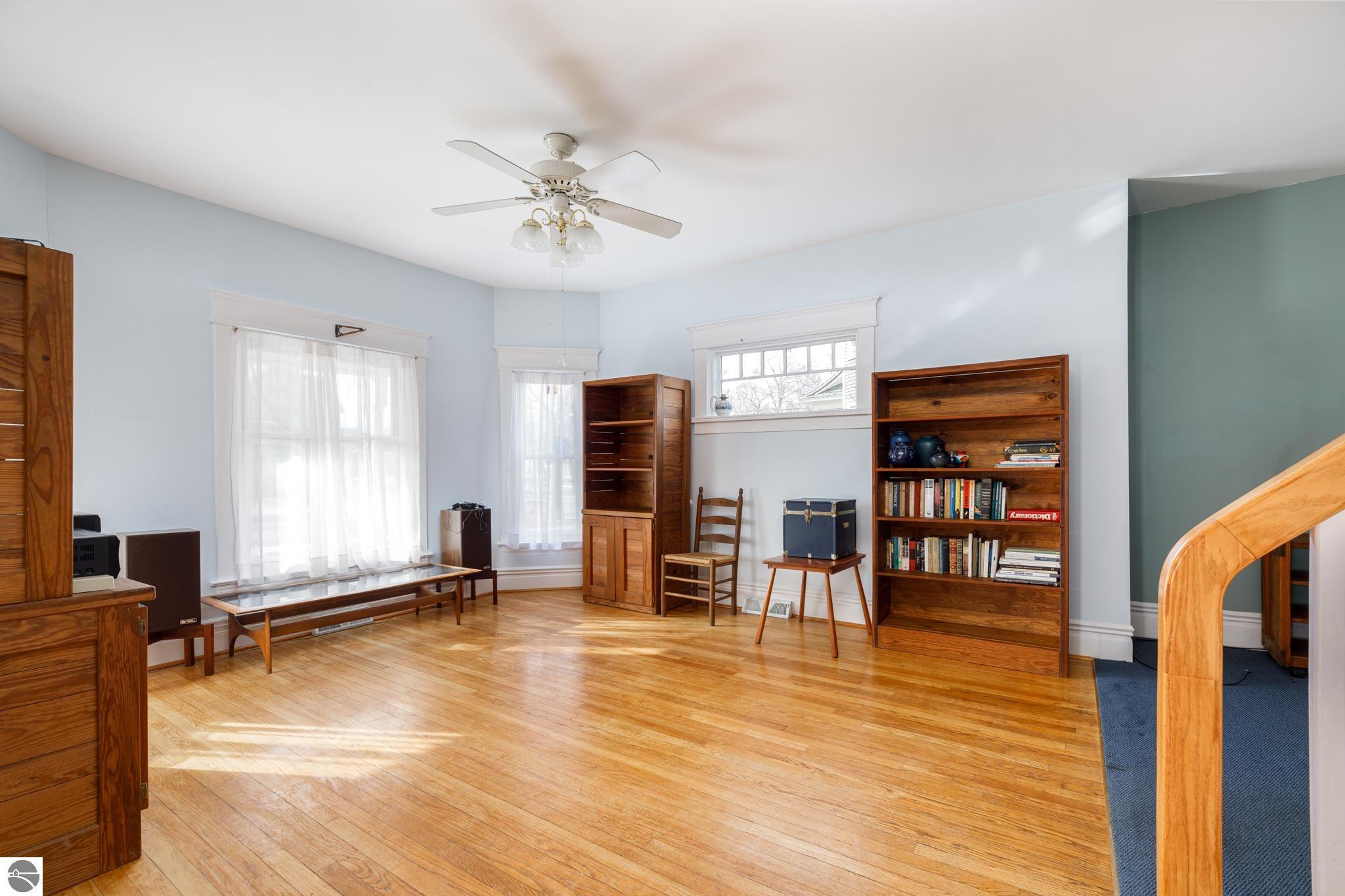 436 W Eleventh Street