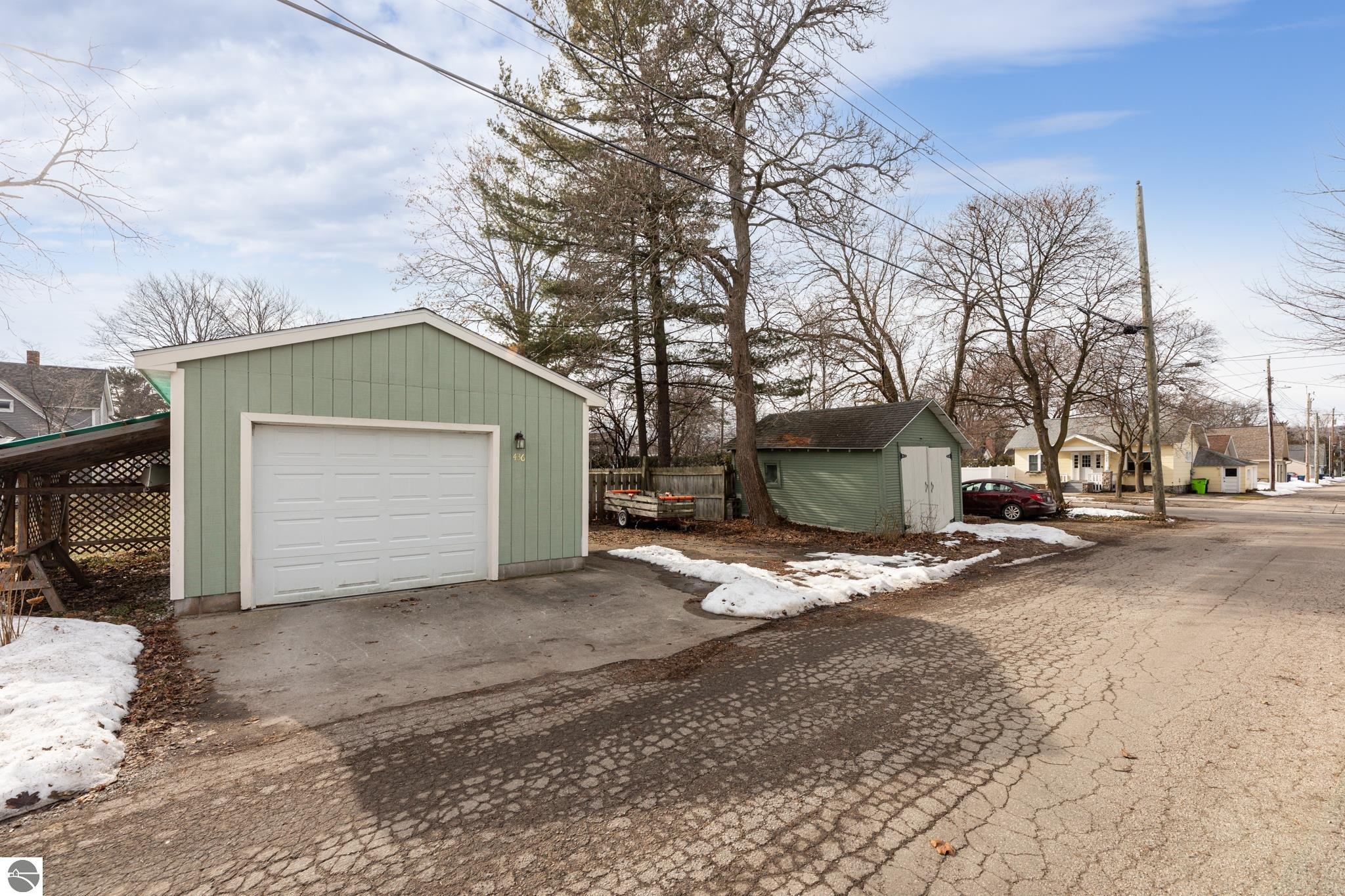 436 W Eleventh Street