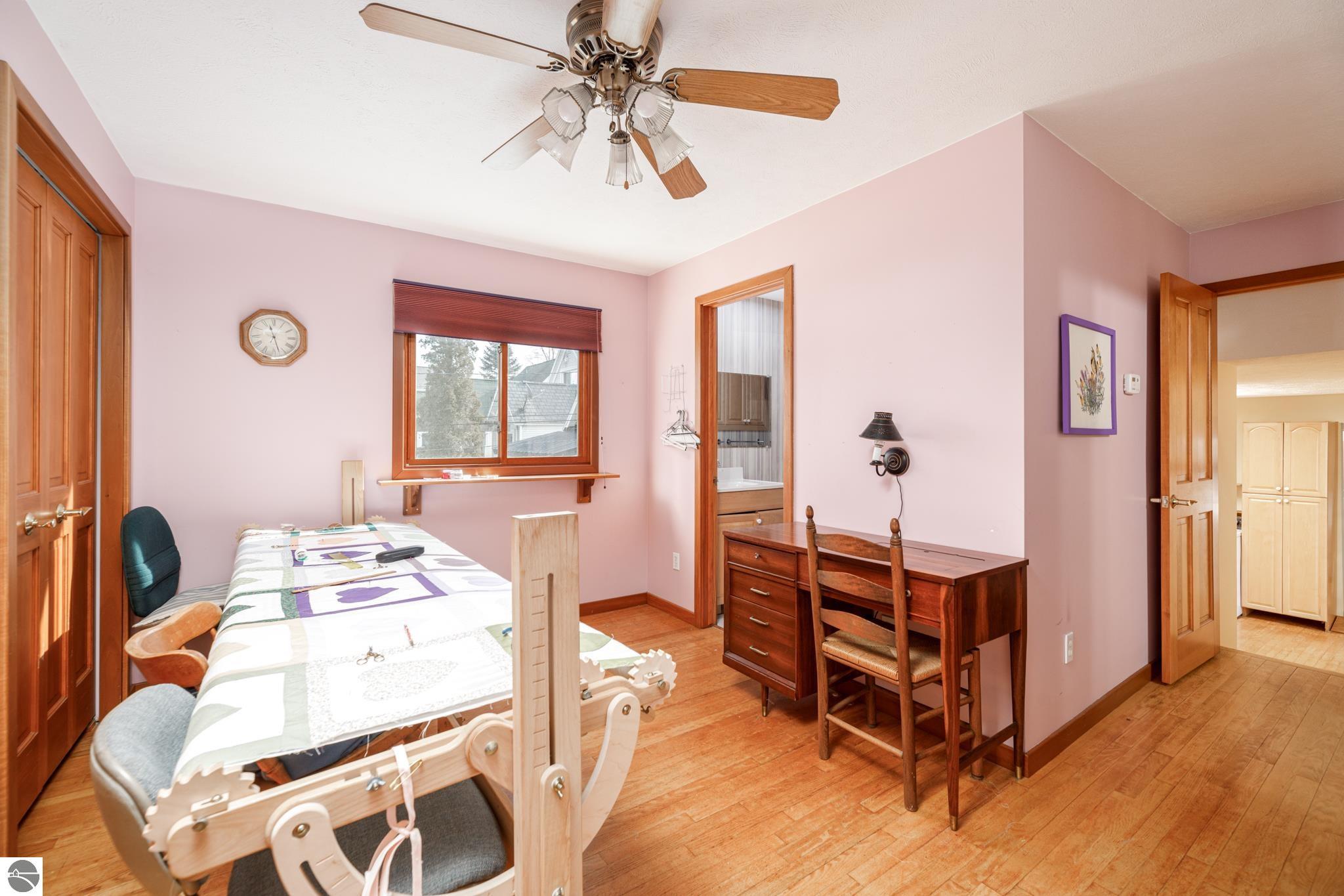 436 W Eleventh Street